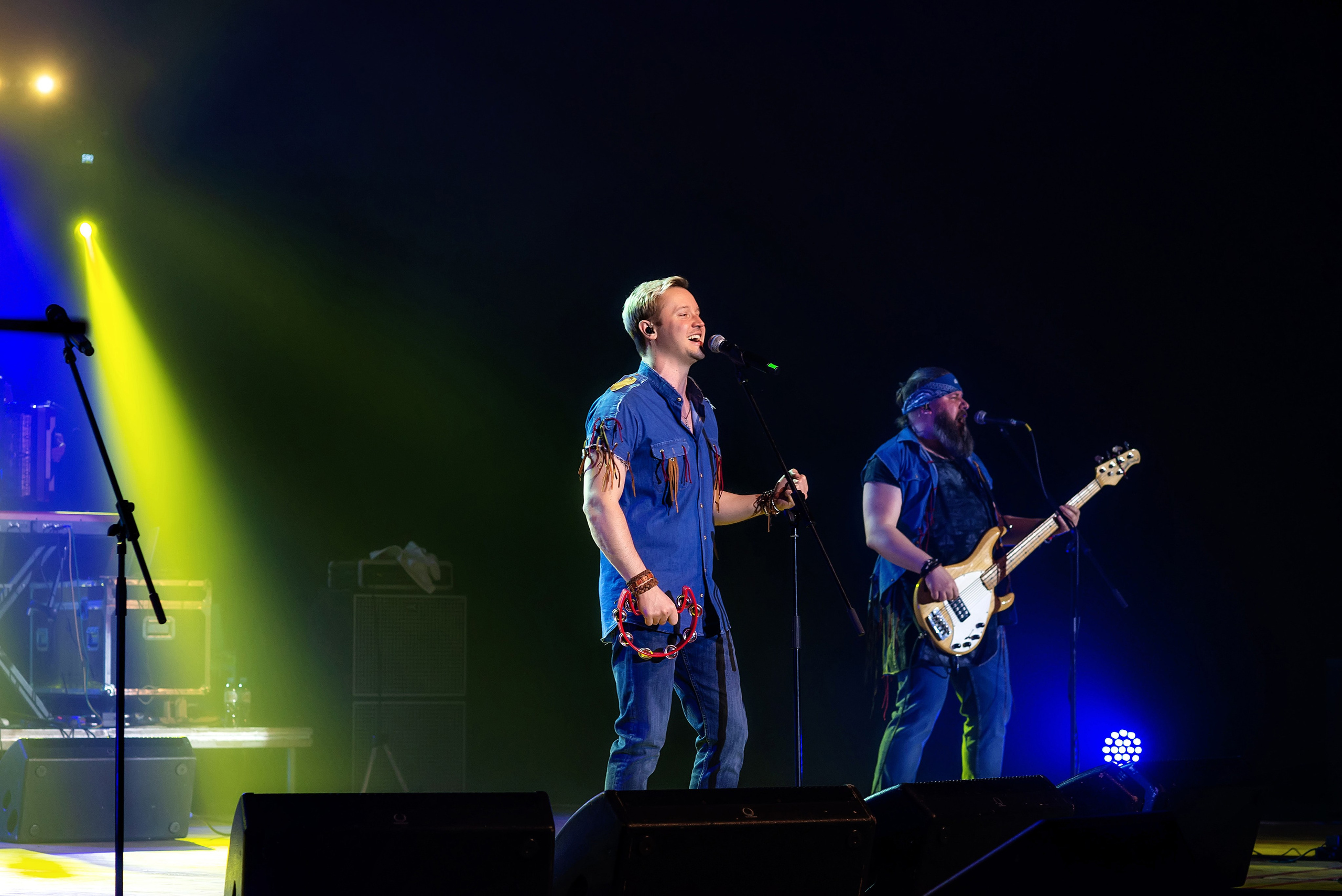 Концерт Пелагеи. Школьный, фэшн фотограф в Тюмени и в России Ирина Королева