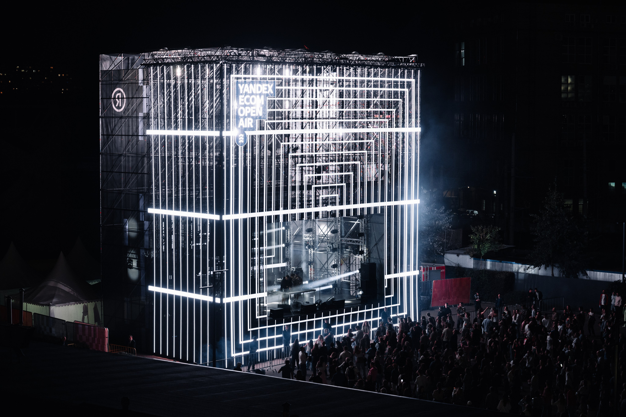 YANDEX ECOM STAGE, FORMATE. @tomrus: Рустам Шагиморданов — фотограф