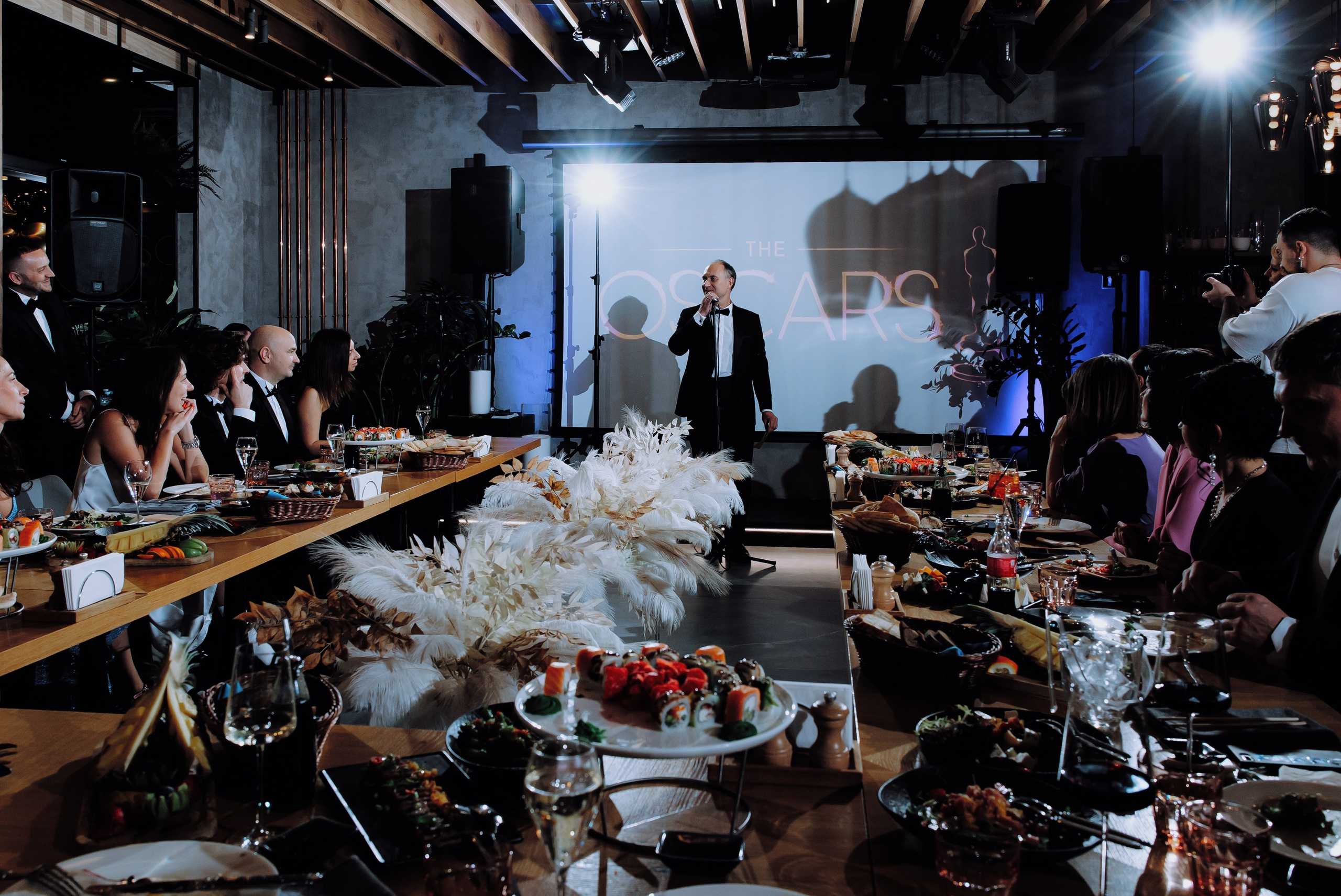Юбилей в стиле Oscars. АНДРЕЙ ШИРКАЛИН РЕПОРТАЖНЫЙ ФОТОГРАФ МОСКВА НА КОРПОРАТИВ, ДЕНЬ РОЖДЕНИЯ, БАНКЕТ, КОНФЕРЕНЦИЮ, ТИМБИЛДИНГ
