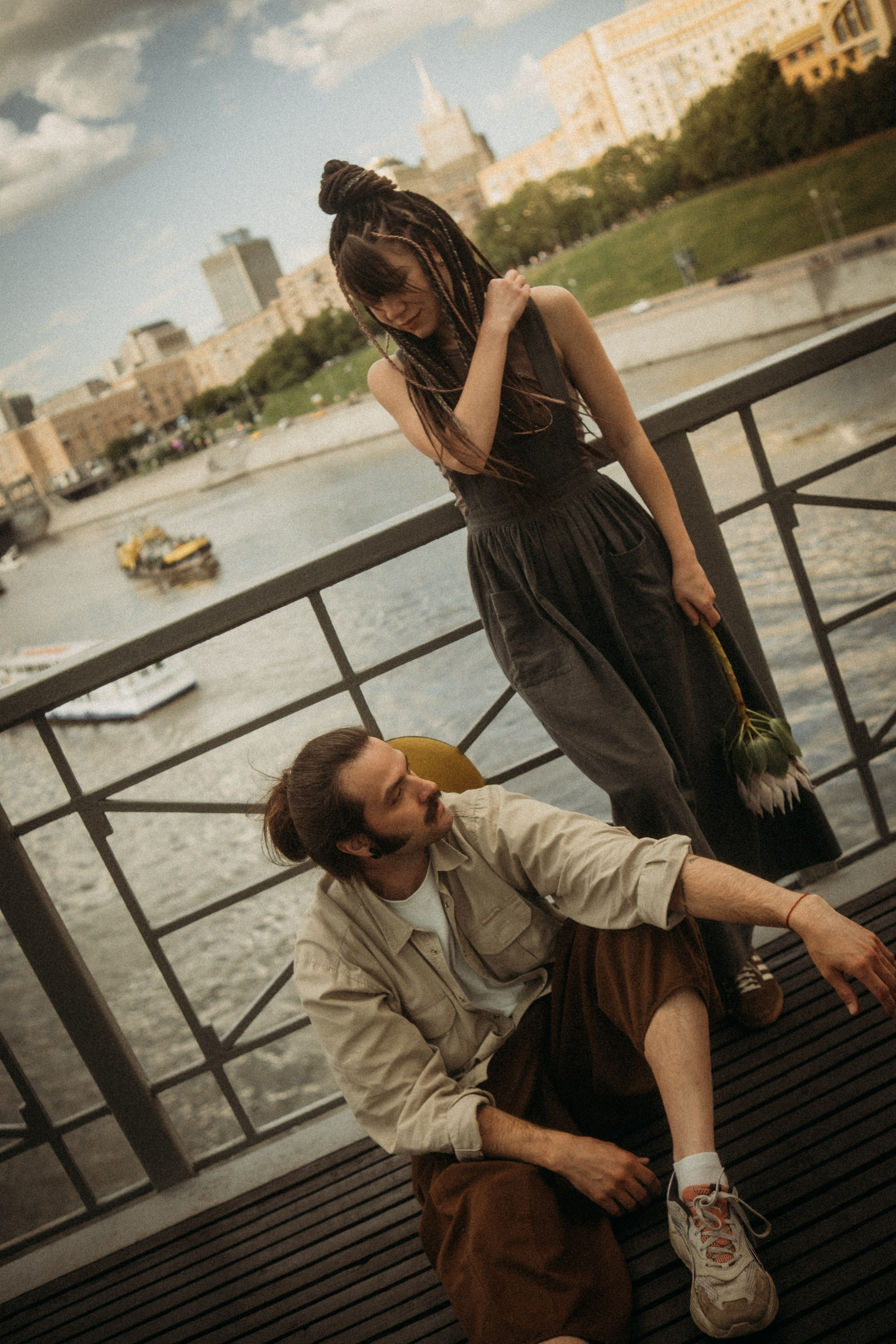 На набережной. Видеограф и фотограф Анна Грачева г. Москва