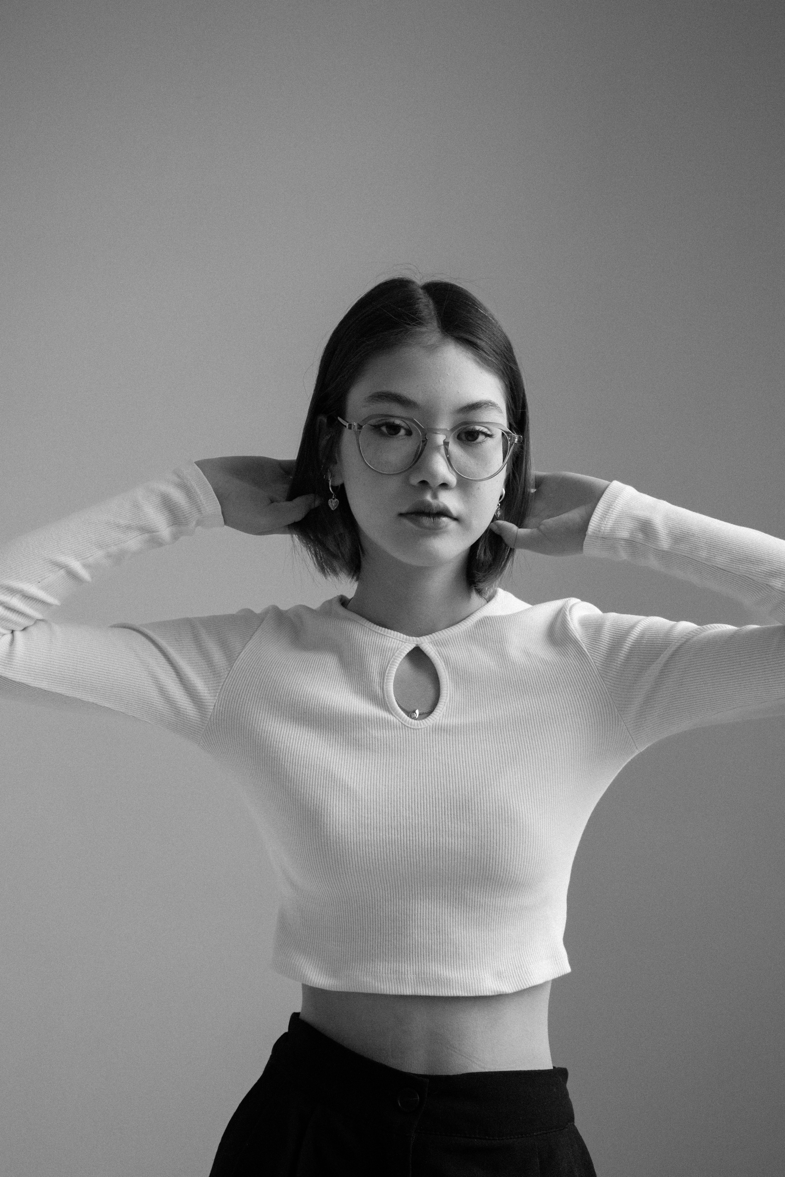 Семейная студийная фотосессия двух сестёр в городе Томск