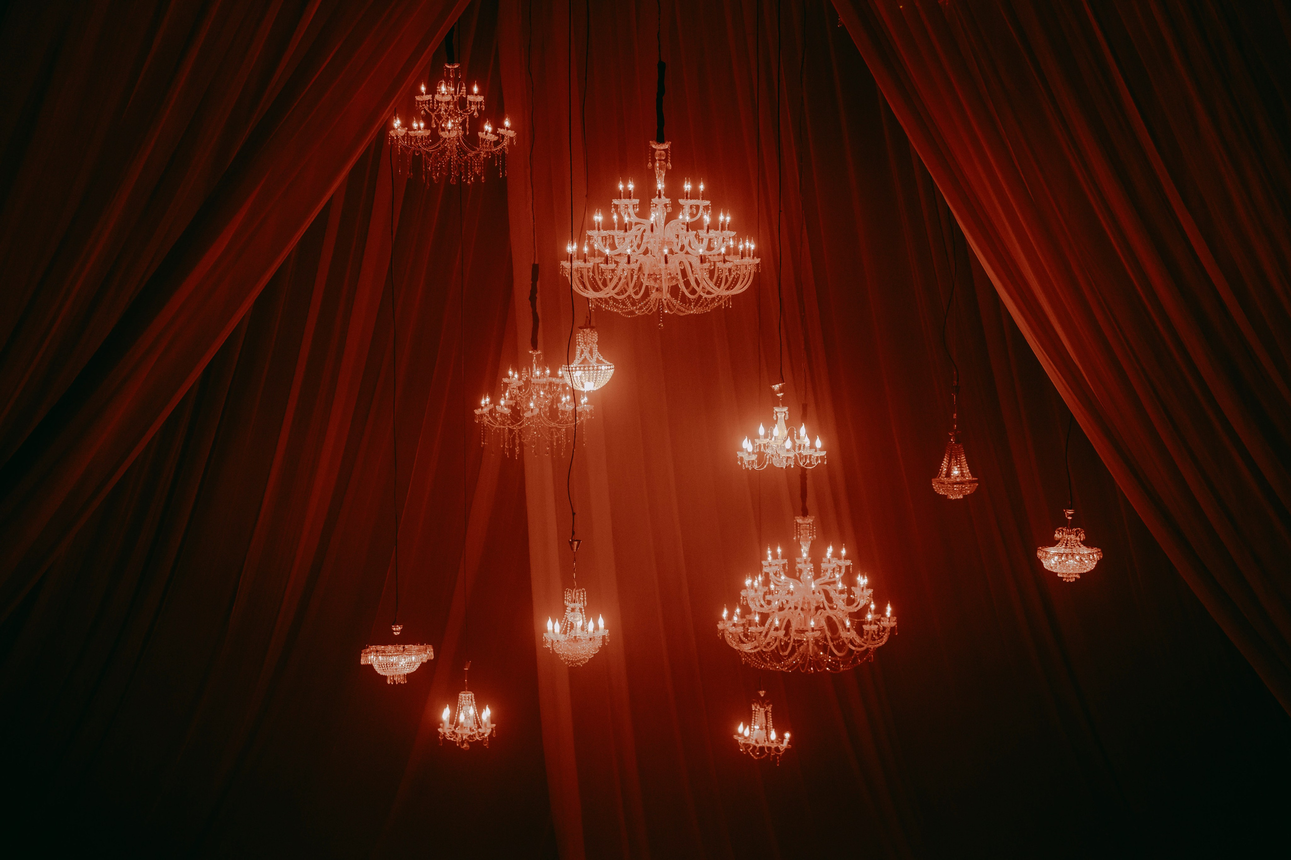 SATI ETHNICA, Crocus City Hall. «Птичка на проводе»: информационный портал в Москве