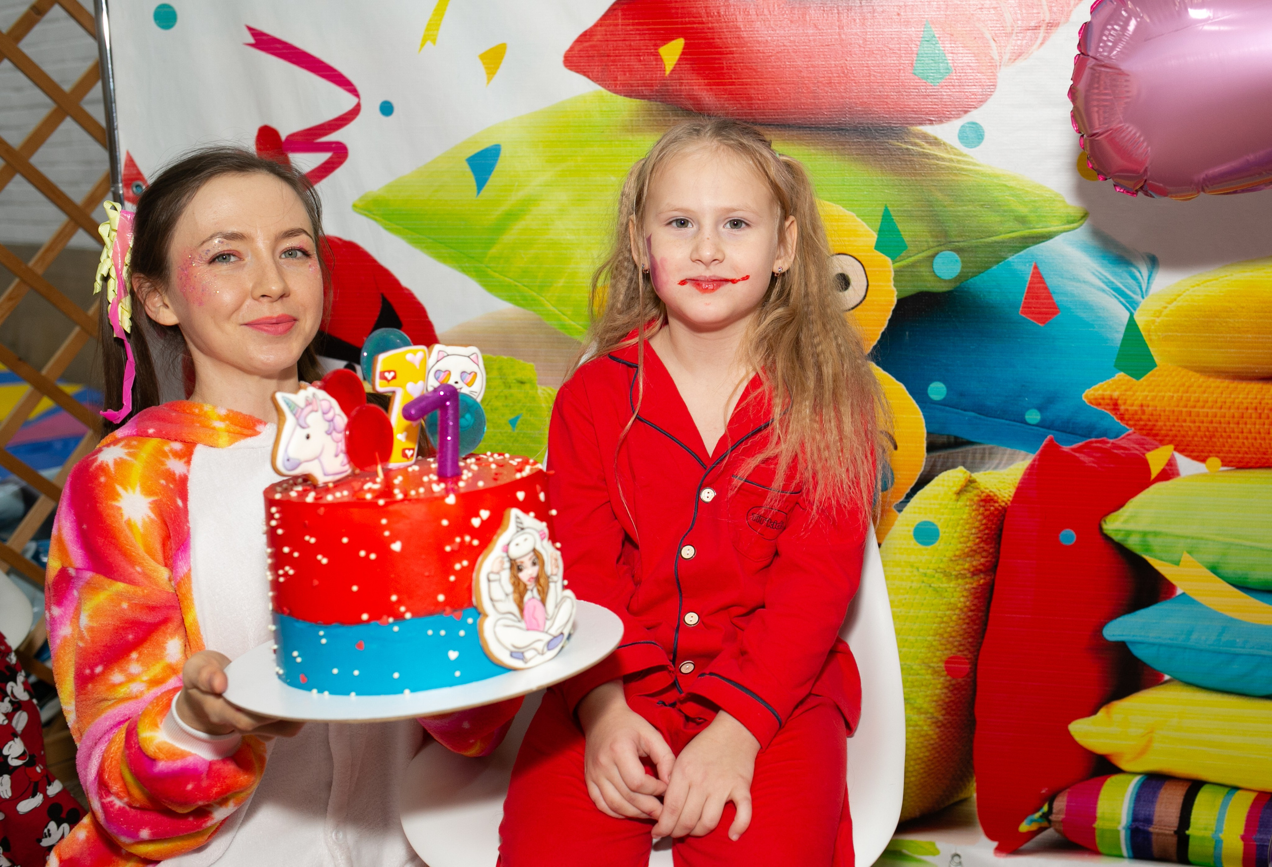 Праздники. Фотограф новорожденных и семейный фотограф НСО г. Бердск Марина Львова