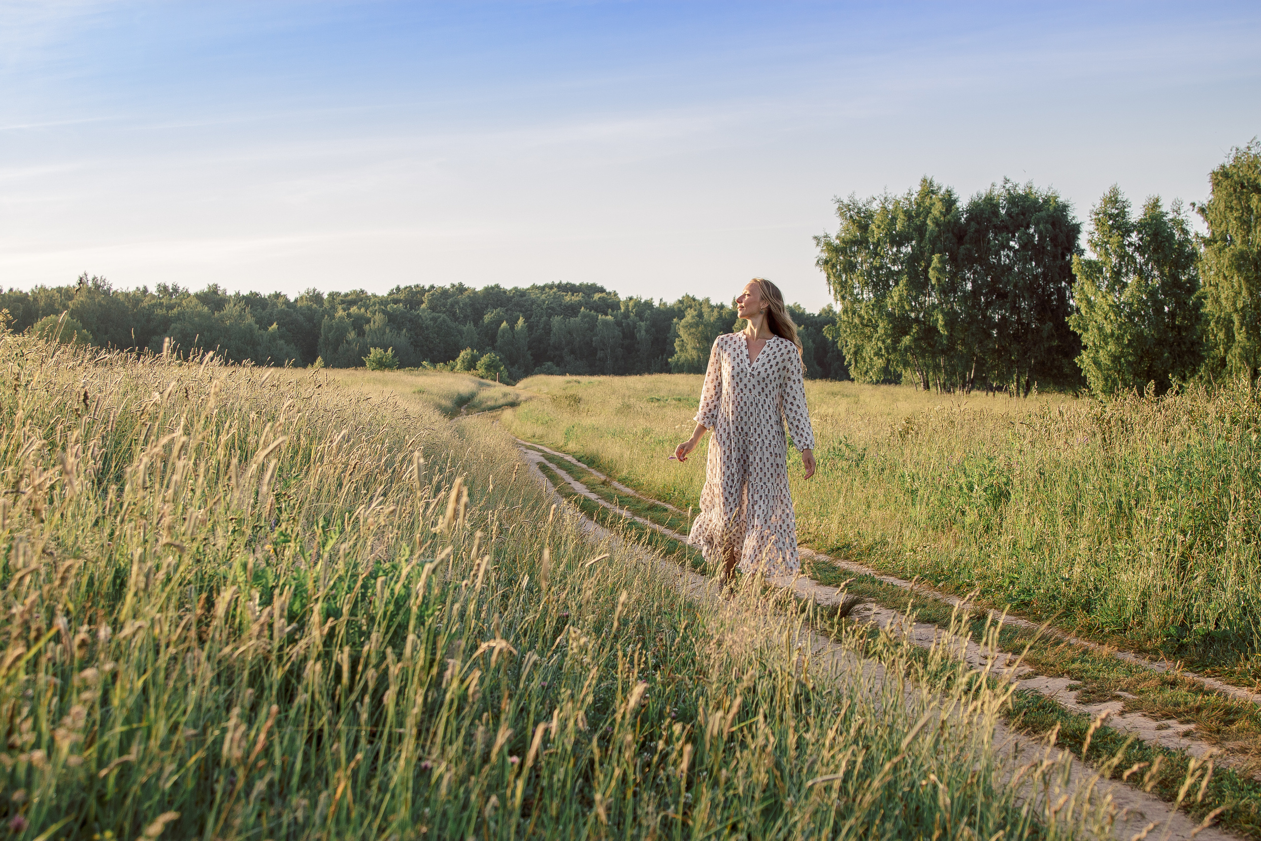 Рассветная фотосессия в поле. Балетный фотограф в Москве Галина Молчанова