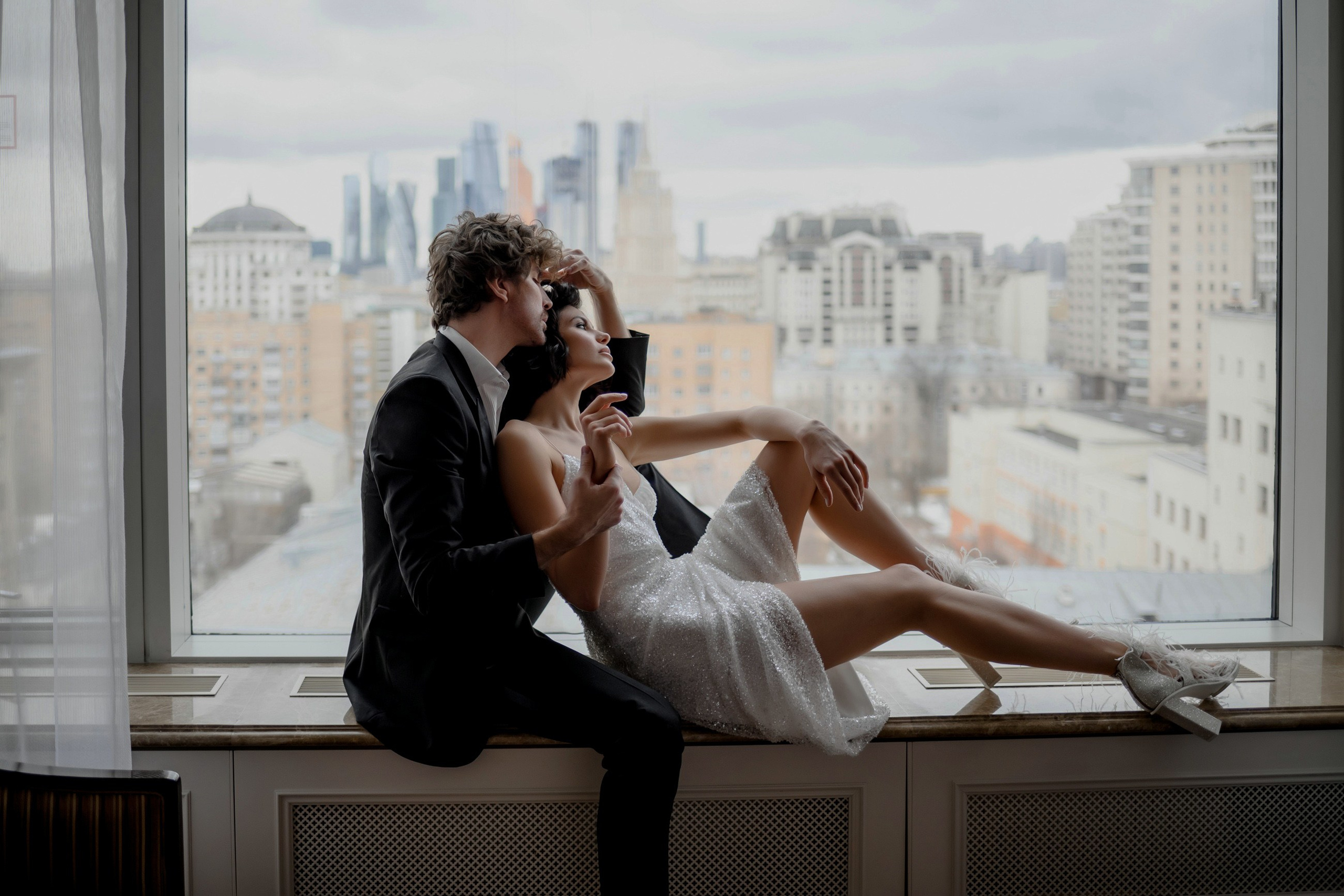 Стильная свадебная фотосессия в отеле Lotte Plaza. Свадебный и семейный фотограф в Москве Светлана Зоткина