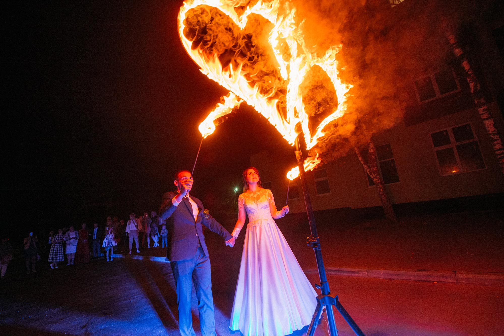 Свадебный фотограф в Иваново Александр Кондаков | Живые эмоции. Фотограф для маркетплейсов в Иваново | Съемки одежды и белья