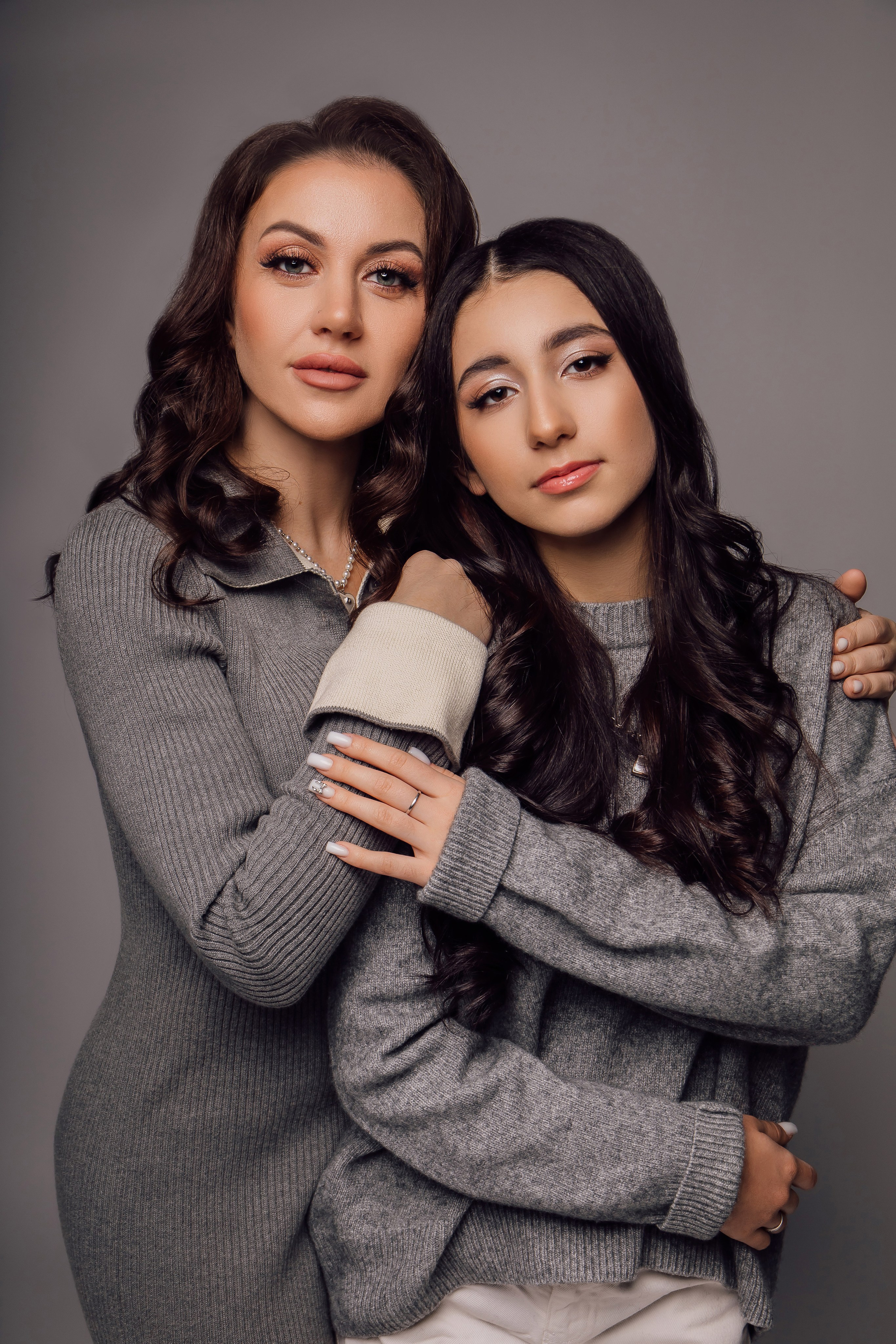 Катя и Лэйла