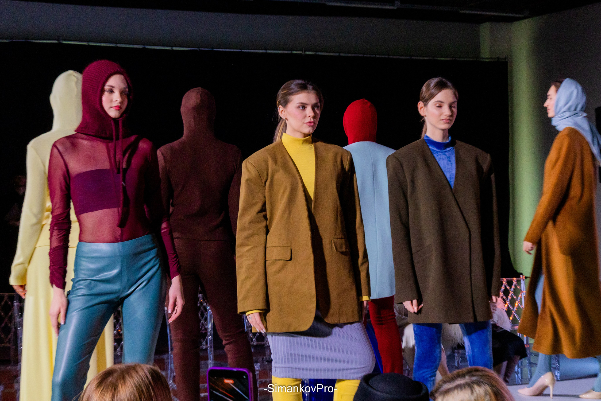 Фэшн-съёмка. Профессиональная коммерческая, промышленная и репортажная фотосъёмка для бизнеса