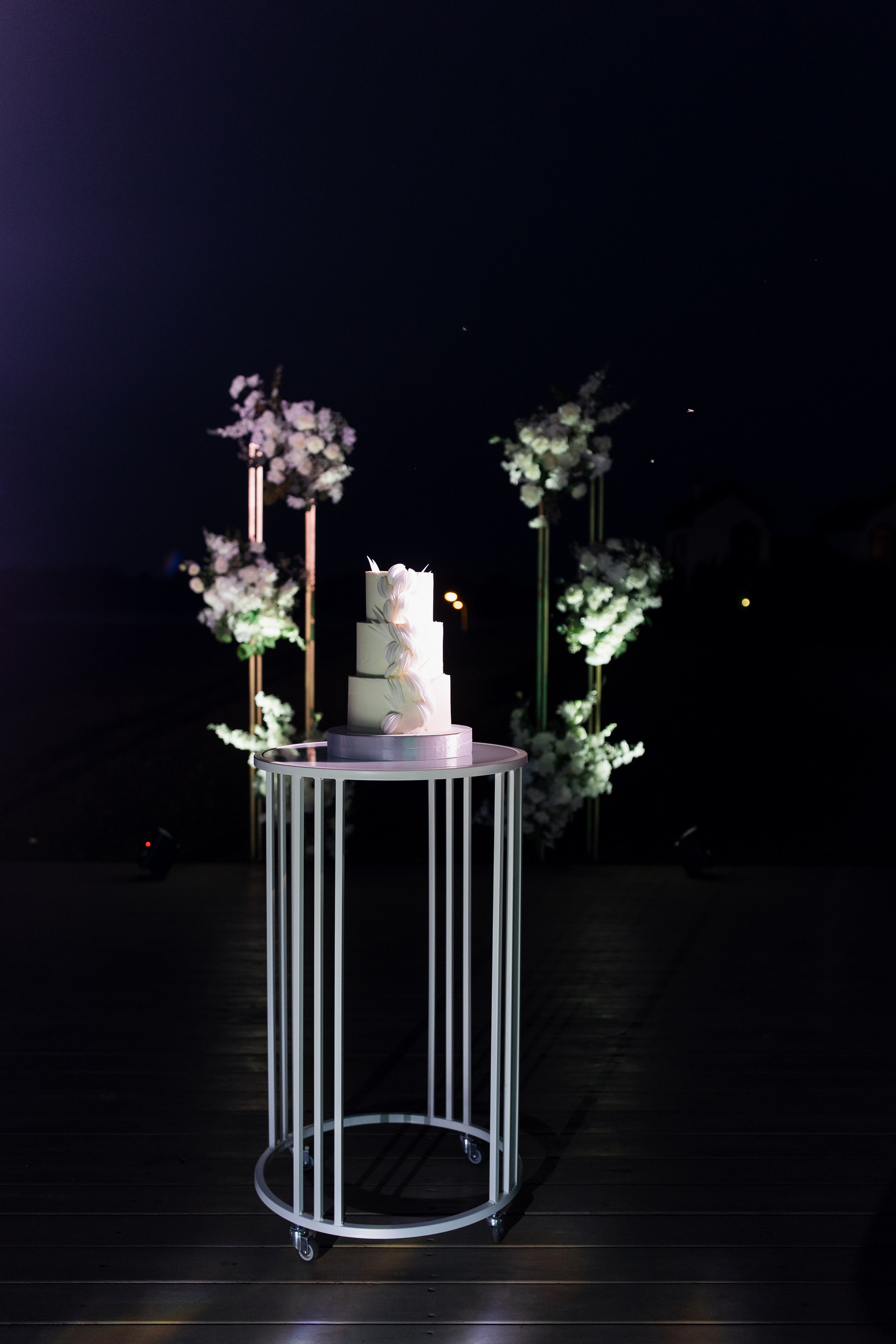 Световое оформление Villa Берег. DDrental прокатная компания Нижний Новгород