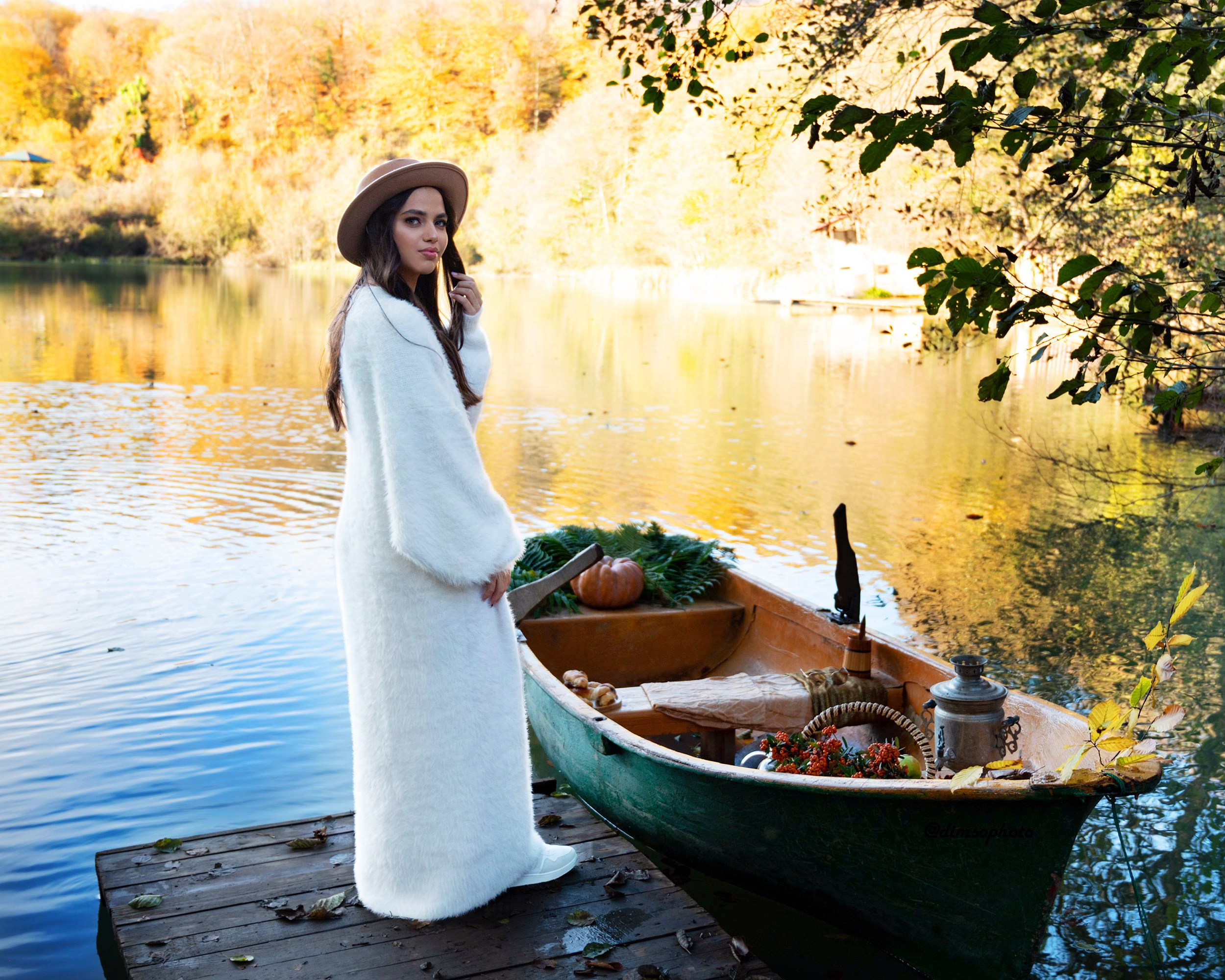 Амира (прогулка по озеру). Фотографирую счастливых людей в Сочи