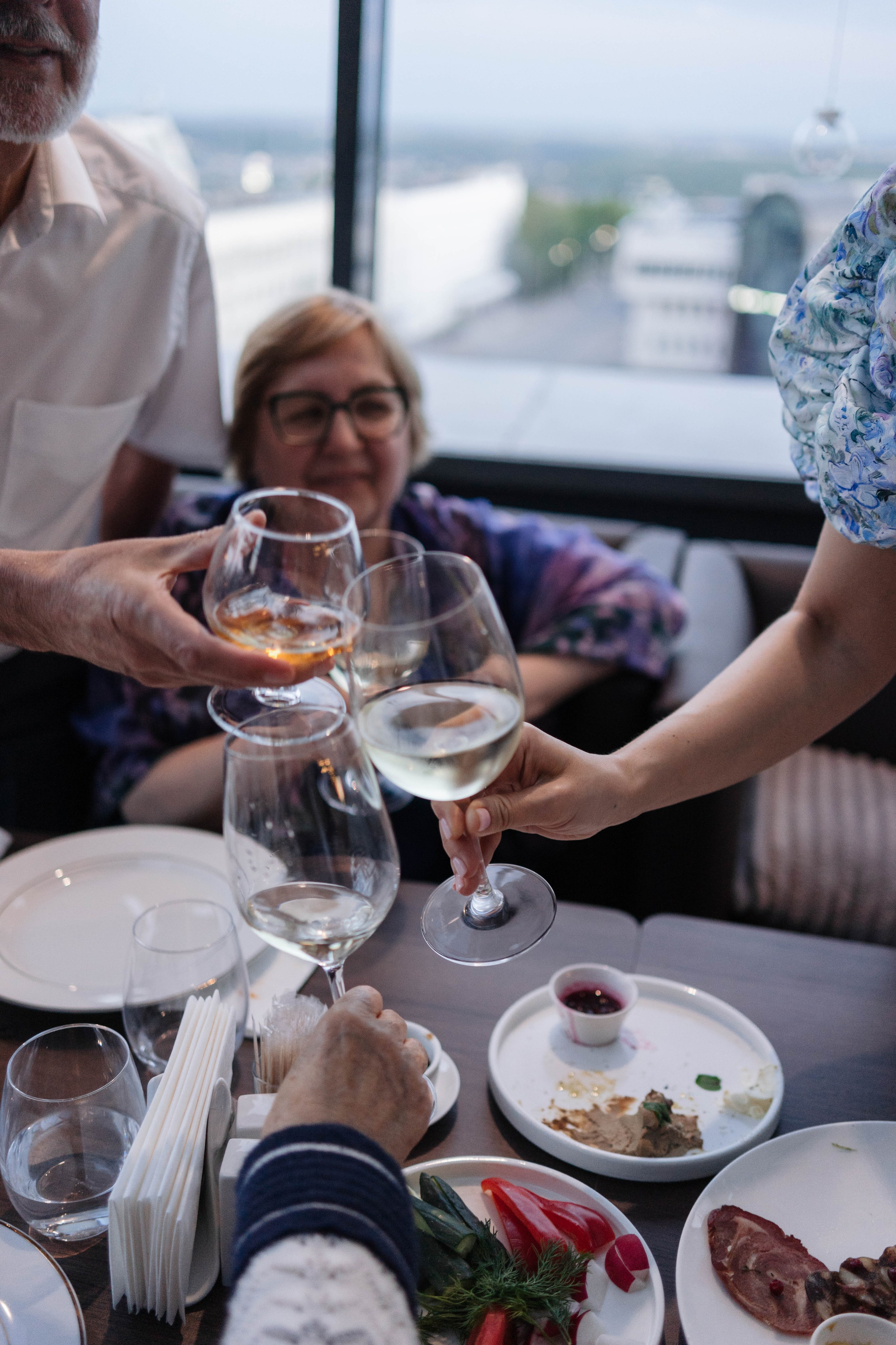 День рождения в ресторане Sky Lounge Уфа. Свадебный фотограф в Уфе  — Данилова Елена