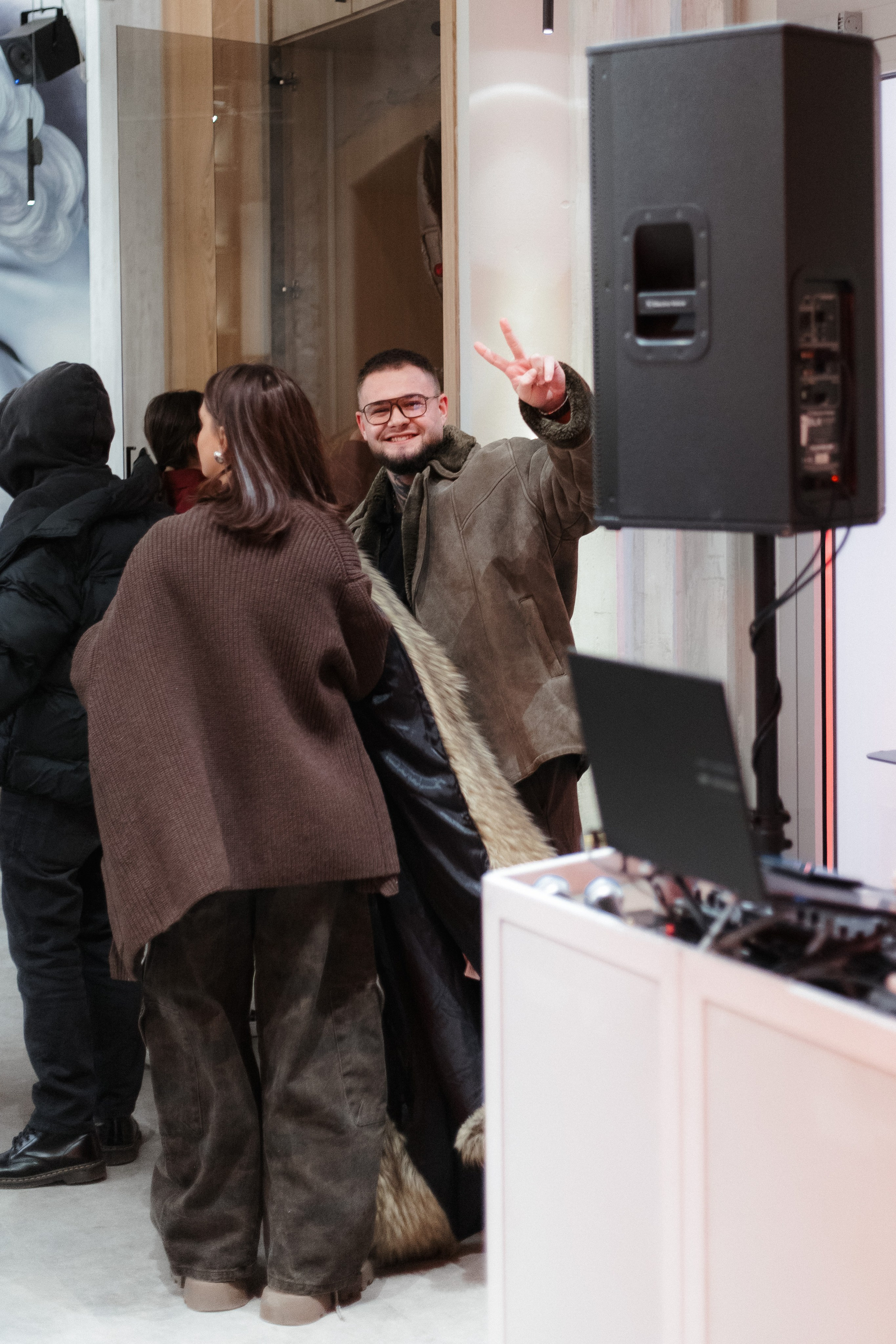 AMORE ОТКРЫТИЕ — DAY II. СВОИ. ФОТООТЧЕТЫ-СОБЫТИЯ-МЕСТА