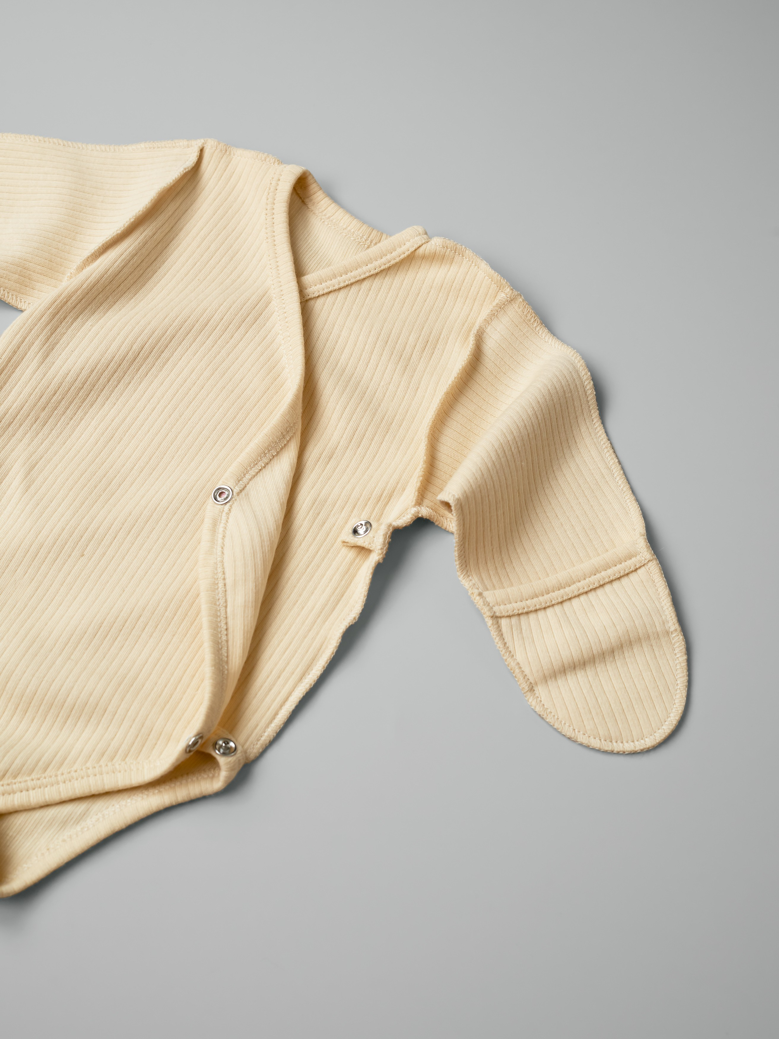 Одежда для детей. Предметный фотограф, инфографика и видео в Санкт-Петербурге