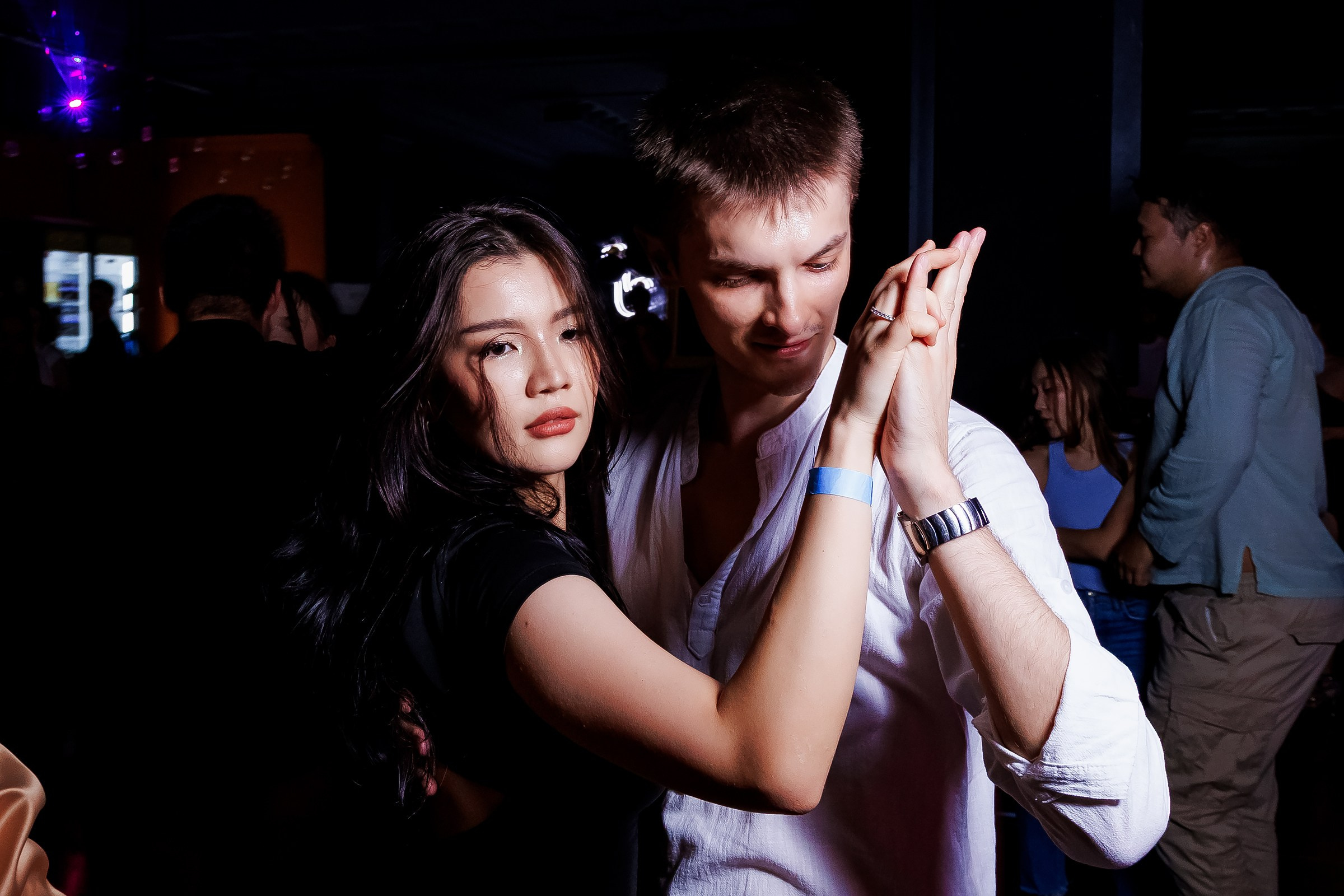 Bachata Party Hola Dance. Репортажный фотограф в Алматы Каюпов Сержан