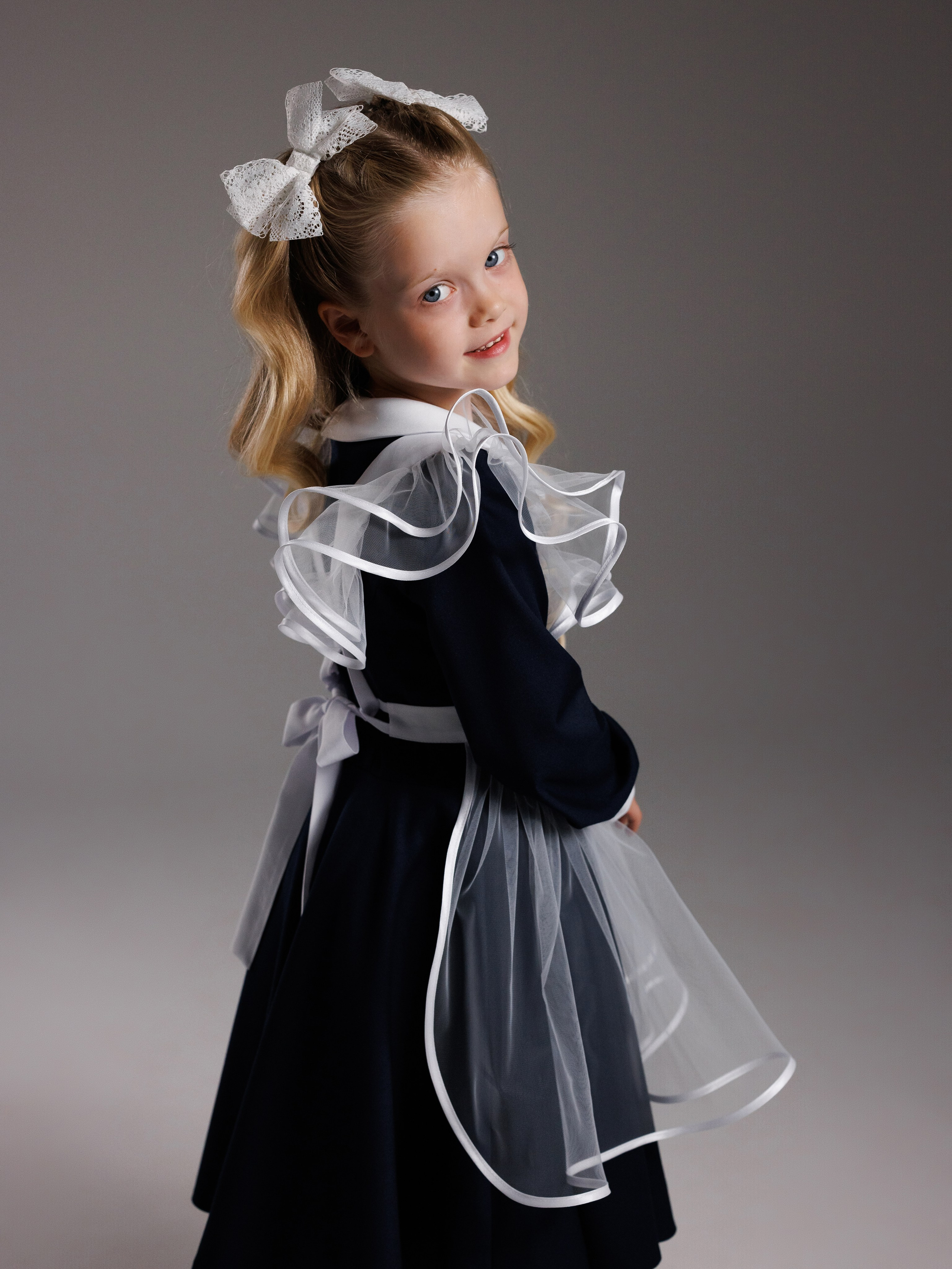 Фотосъёмка школьных фартуков для маркетплейса. Семейный и детский фотограф в Краснодаре Анна Трашкова