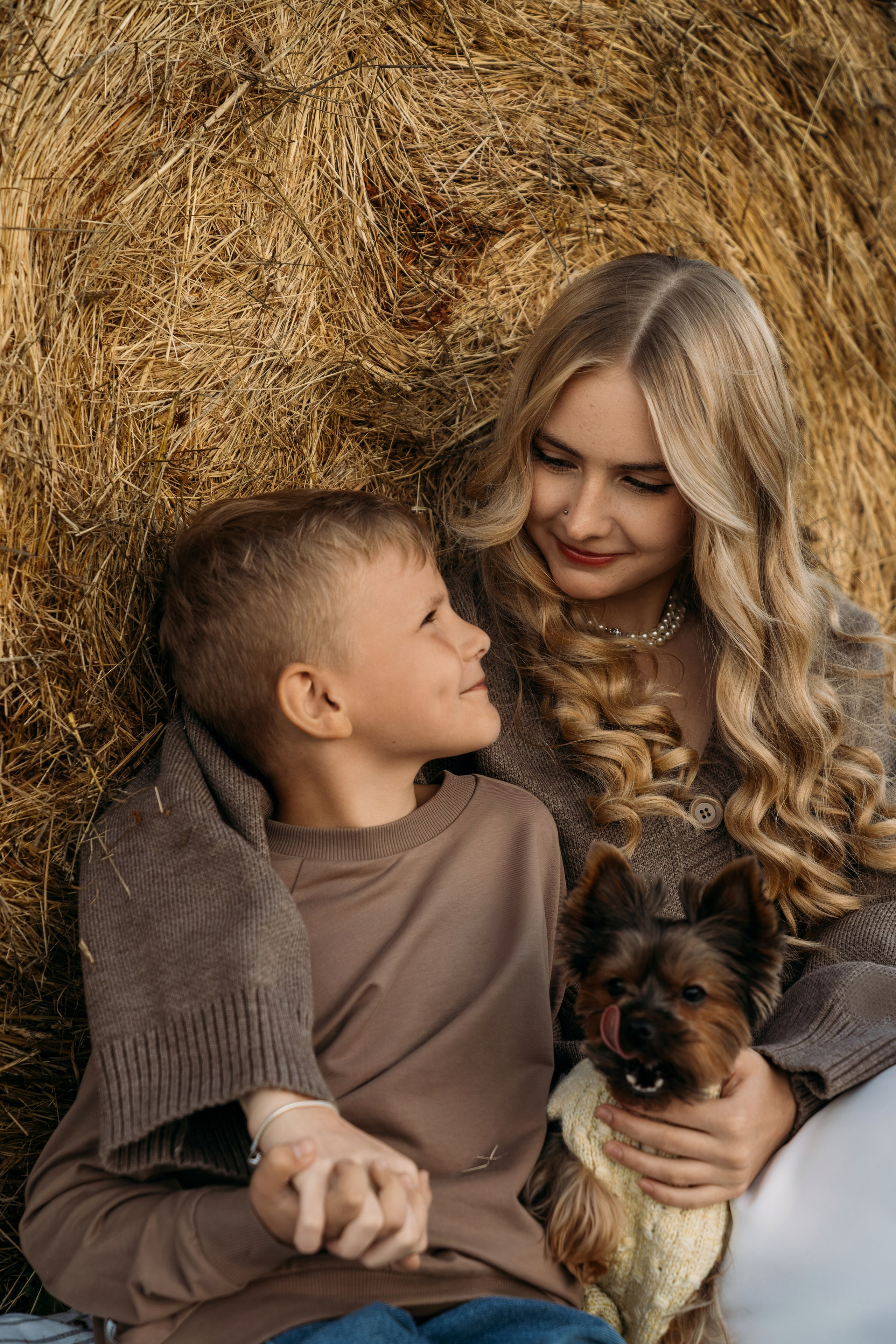 Павел, Юлия, Ярослав, Александра и Иван. Семейный и детский фотограф Плесецк, Мирный Марина Забабурина