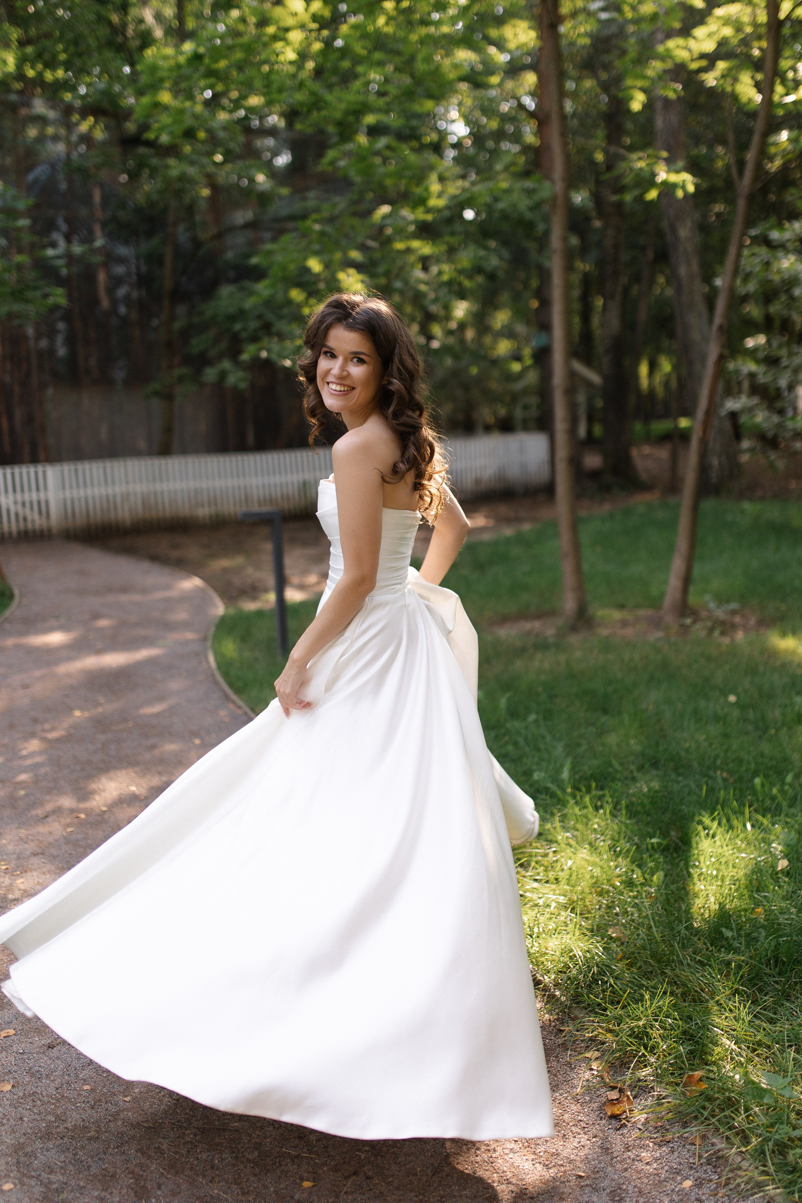 Регистрация в Гостином дворе, ужин в ресторане Библиотека в Переделкино. Свадебный фотограф в Москве Мария Крош