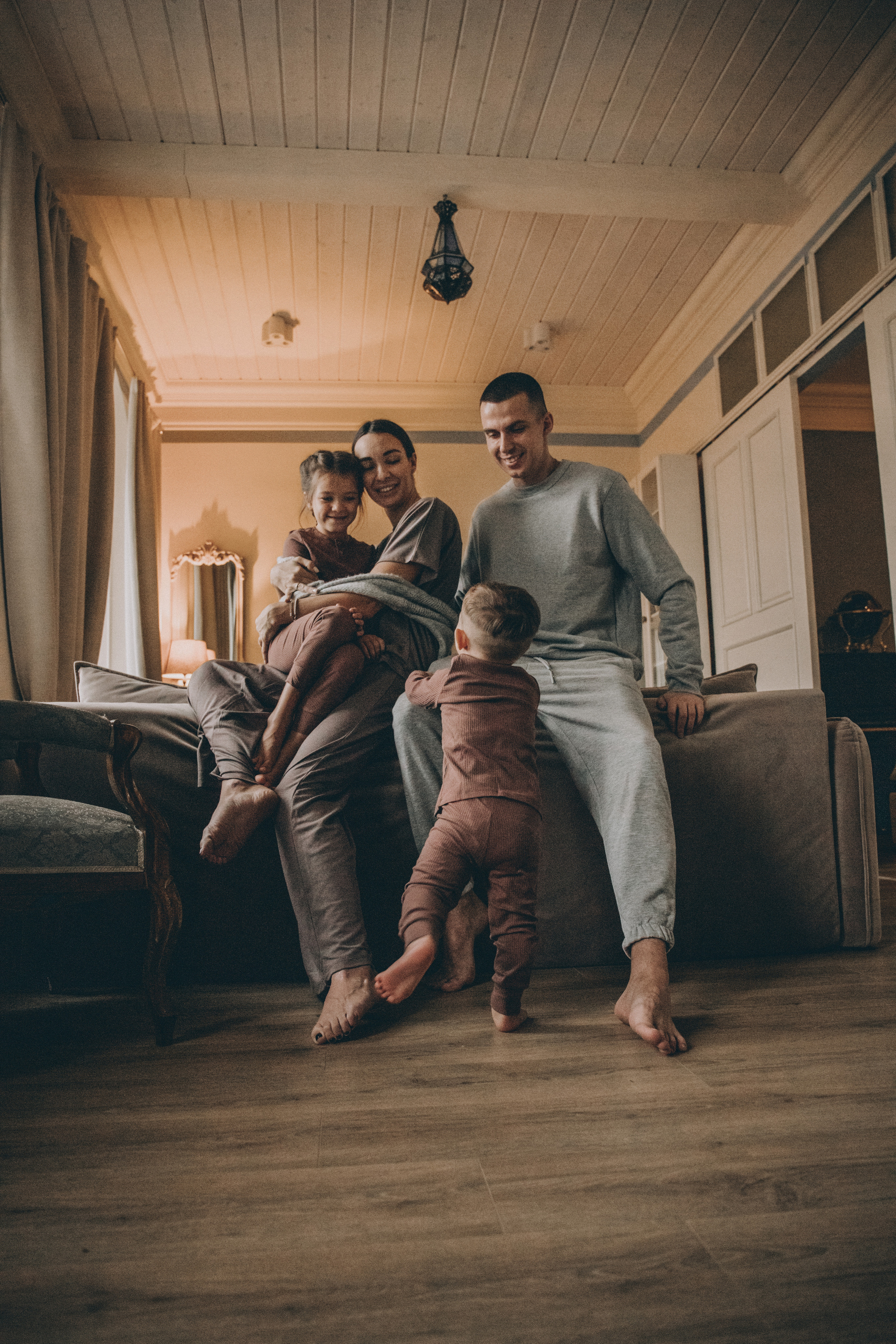 Дома. Семейный и детский фотограф Королев Мытищи Москва Бизяева Алена