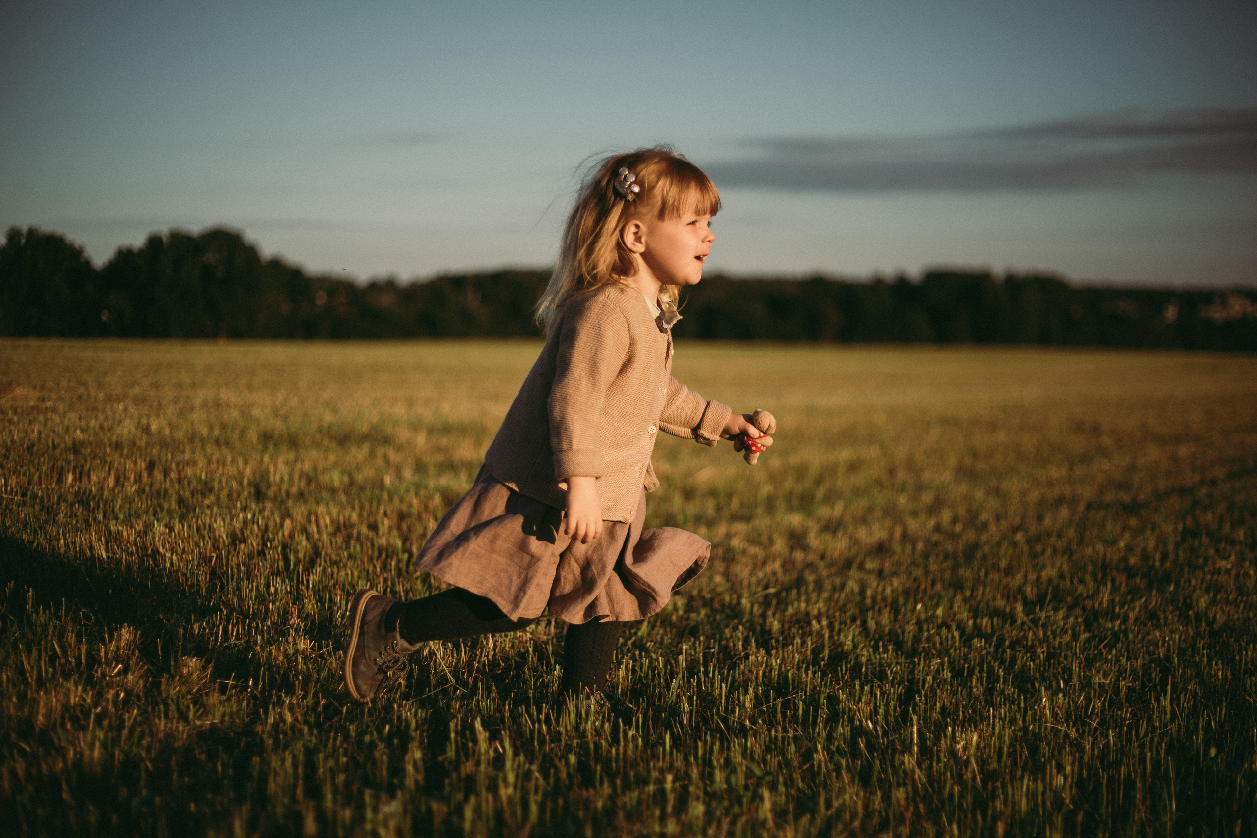 На природе. Семейный и детский фотограф Королев Мытищи Москва Бизяева Алена