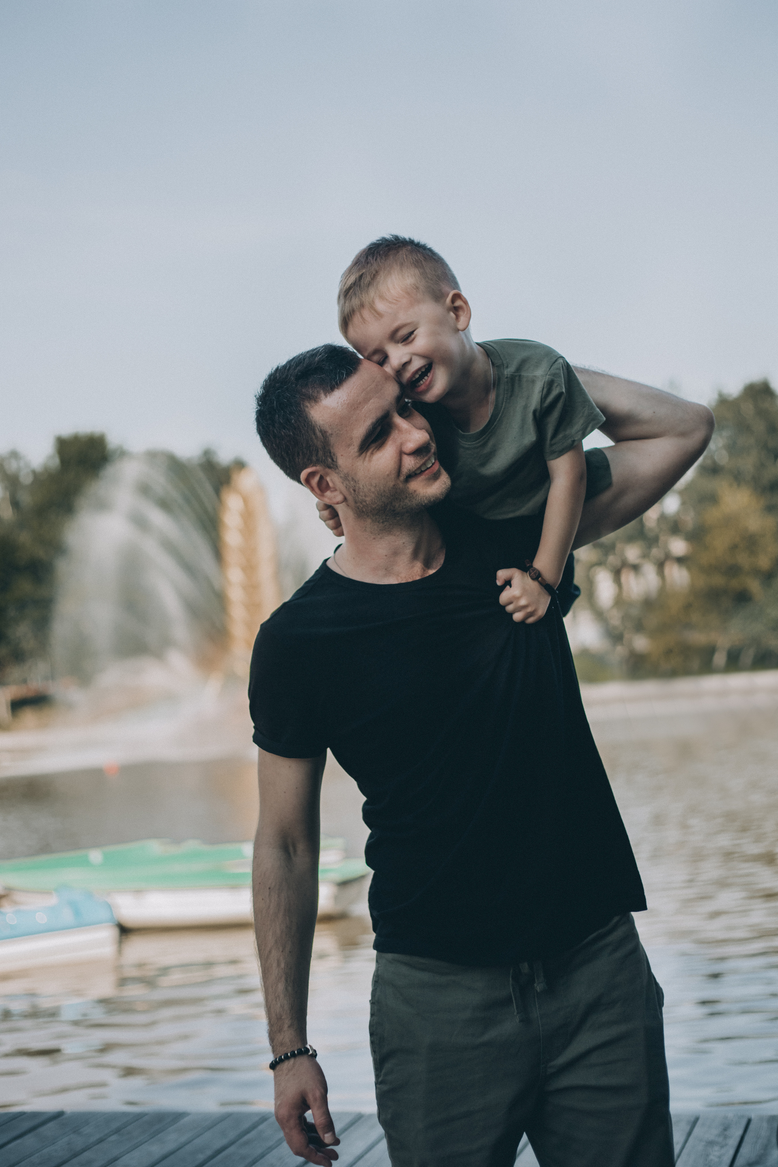 В городе. Семейный и детский фотограф Королев Мытищи Москва Бизяева Алена