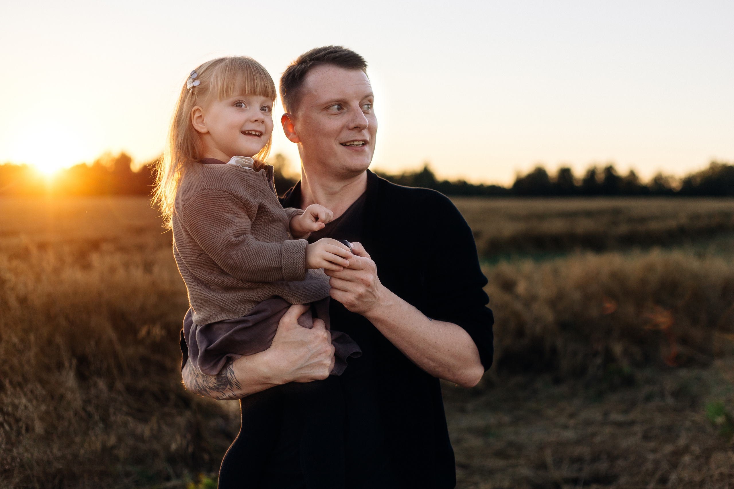 На природе. Семейный и детский фотограф Королев Мытищи Москва Бизяева Алена
