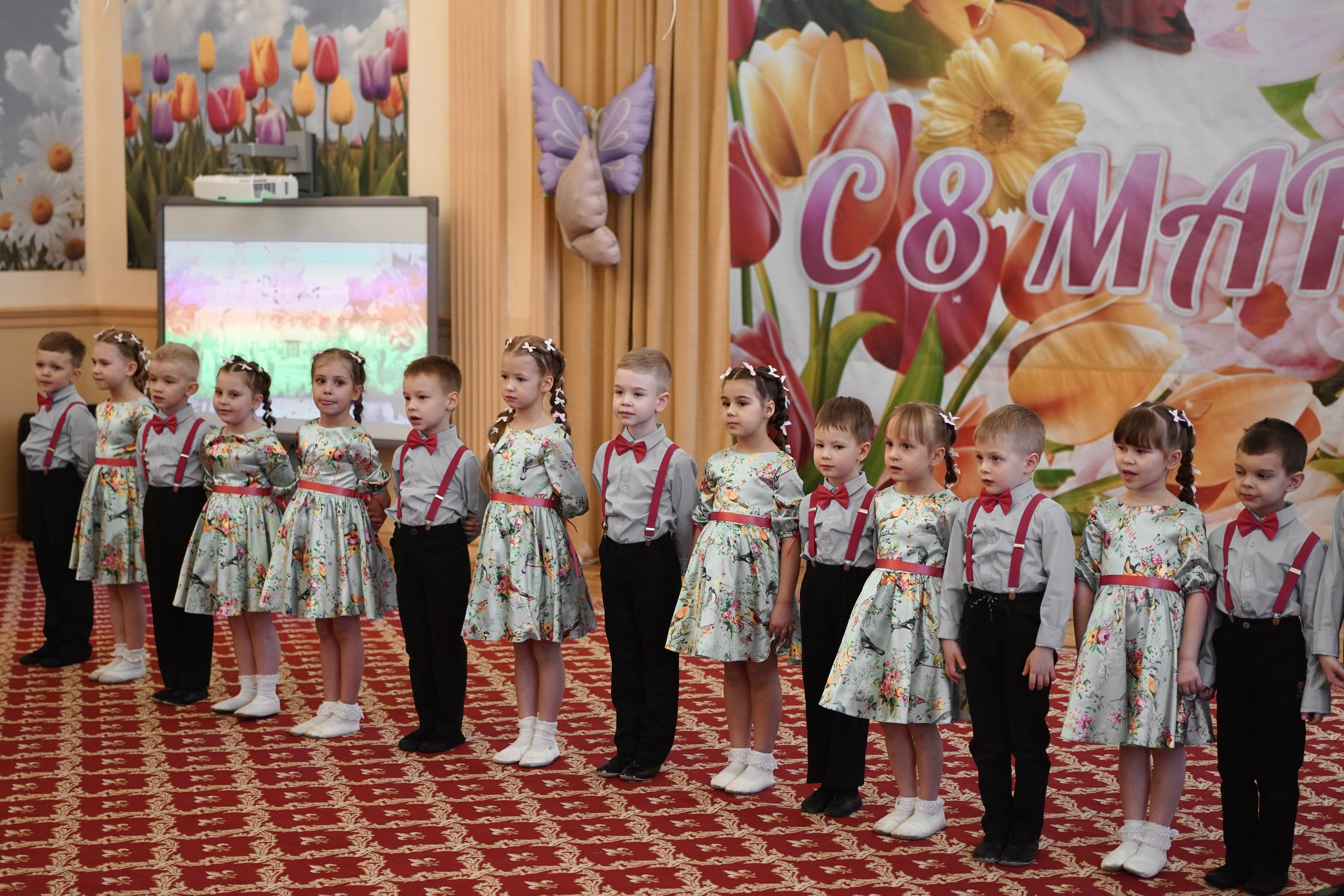 Детский утренник. Семейный и детский фотограф в Зеленограде Коваленко Дарья. Съемка праздников и выпускных, дней рождений