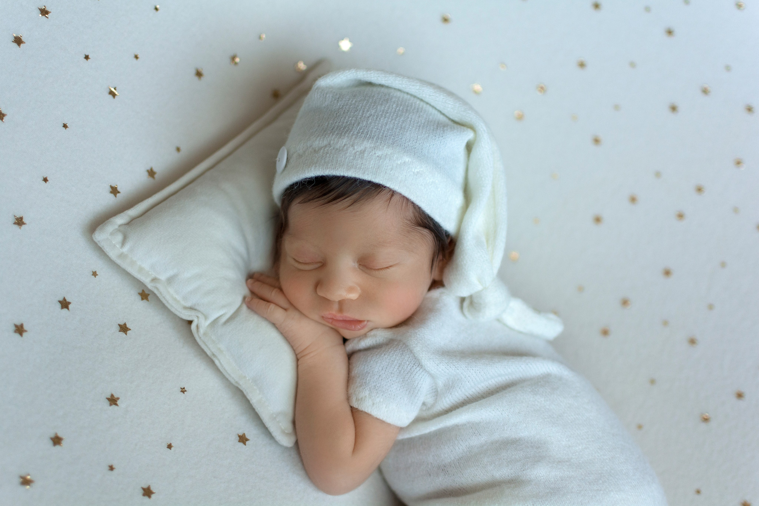 Новорожденные. Фотограф новорожденных в г. Ростове-на-Дону Инна Дурасова