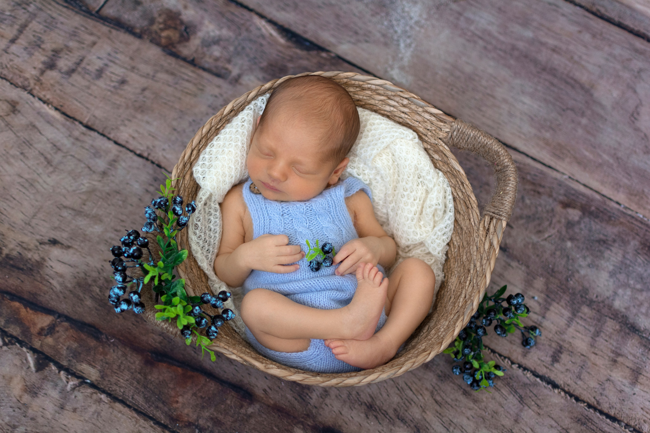 Новорожденные. Фотограф новорожденных в г. Ростове-на-Дону Инна Дурасова