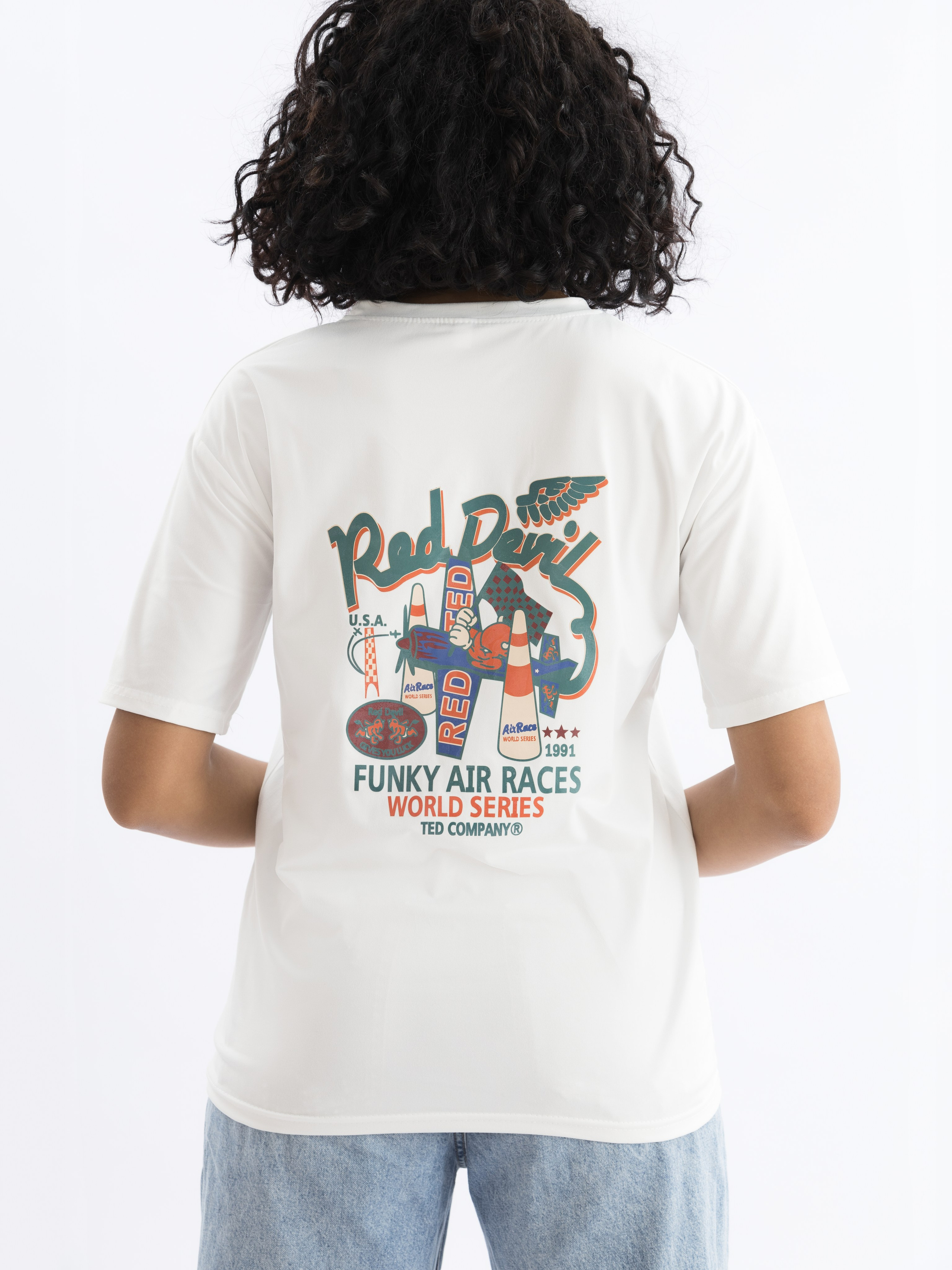 Одежда. Предметная фотосъемка в Алматы. Предметный фотограф для маркетплейстов Артур Ахмадиев