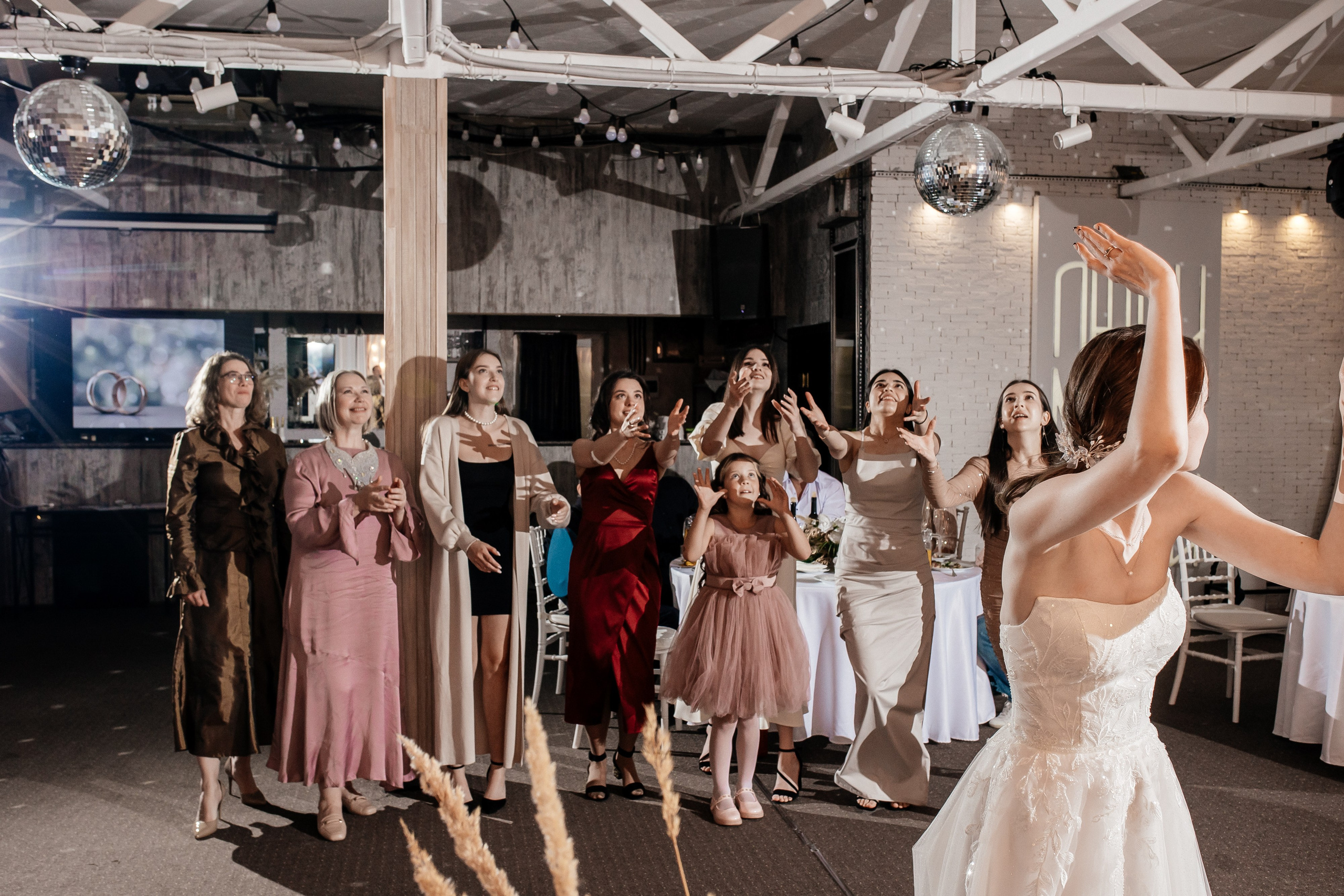 Кафе 51 08.2024. Свадебный и портретный фотограф Алина Иванова. Екатеринбург-Москва