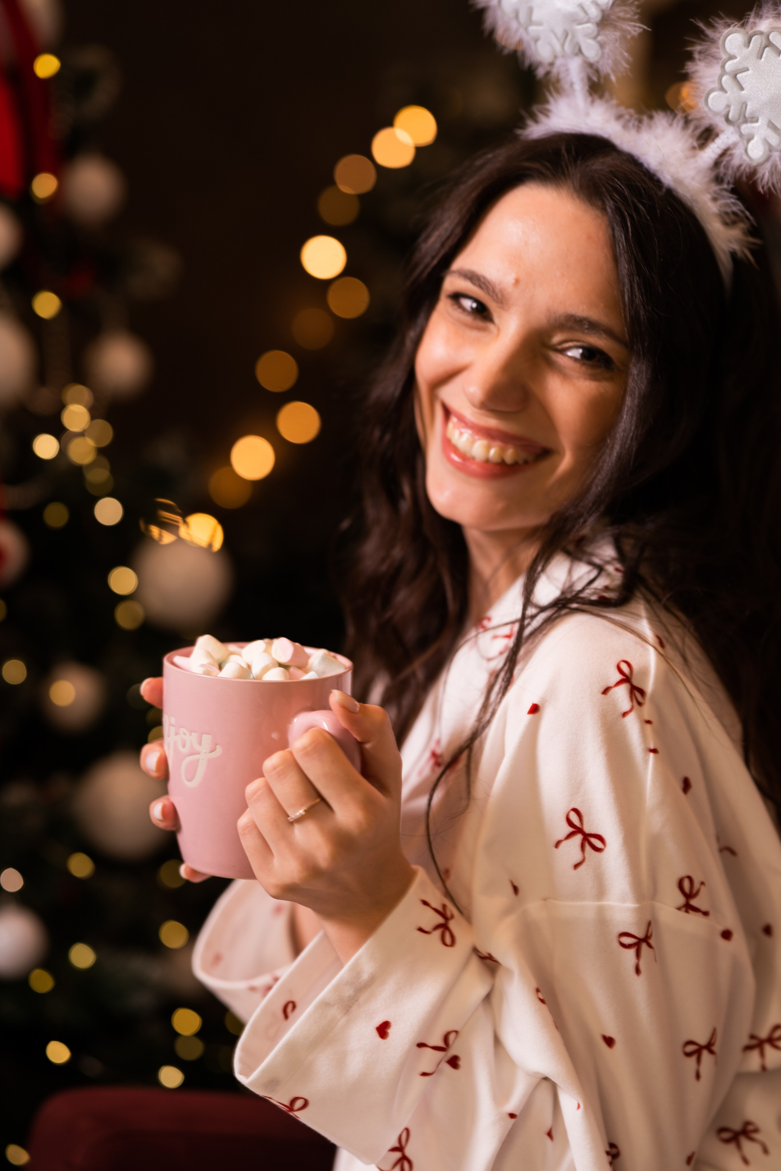 Первая новогодняя!. Студия создания контента «Exposia»