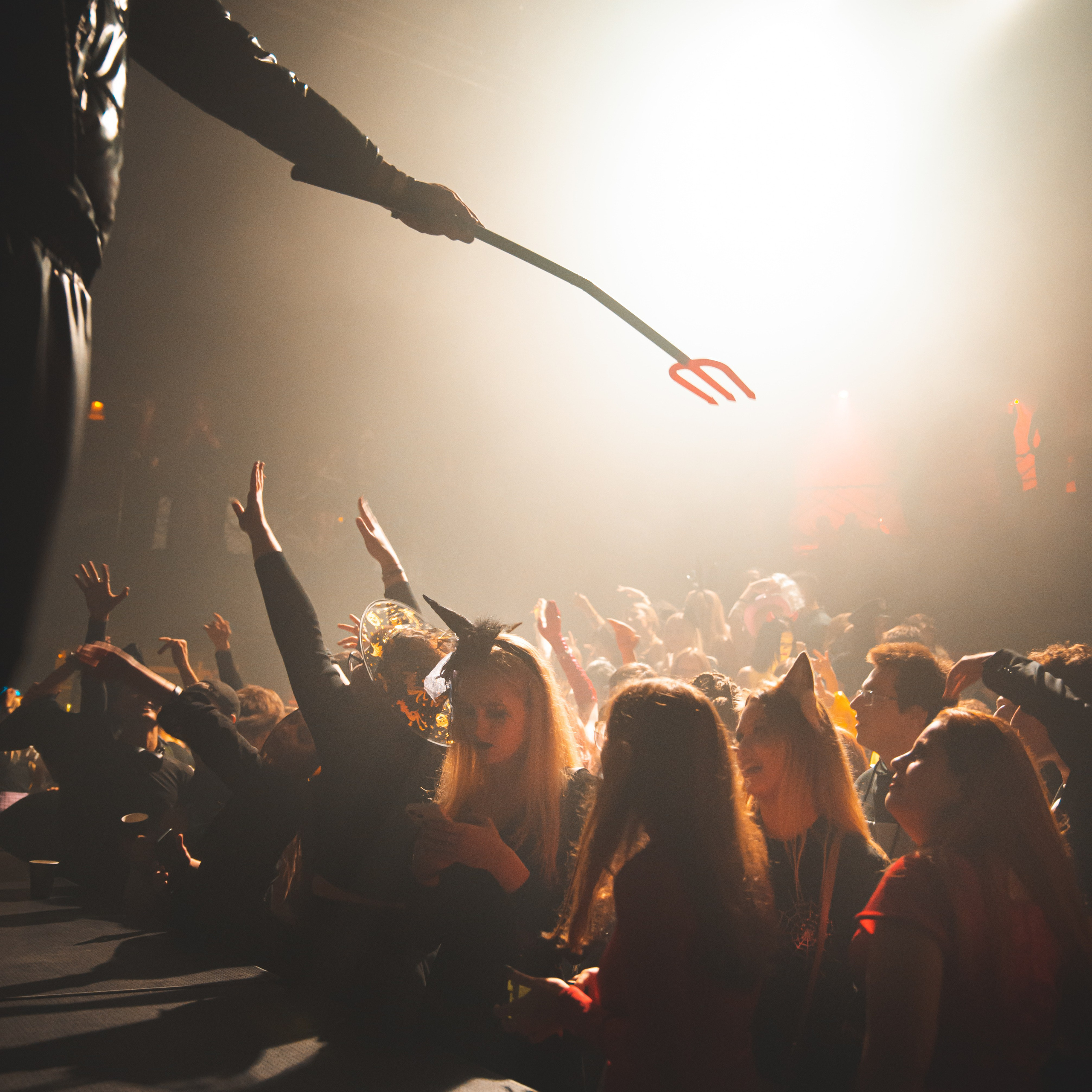 Клубный репортаж в Lookin Rooms. Свадебный и портретный фотограф в Москве Жердев Даниил