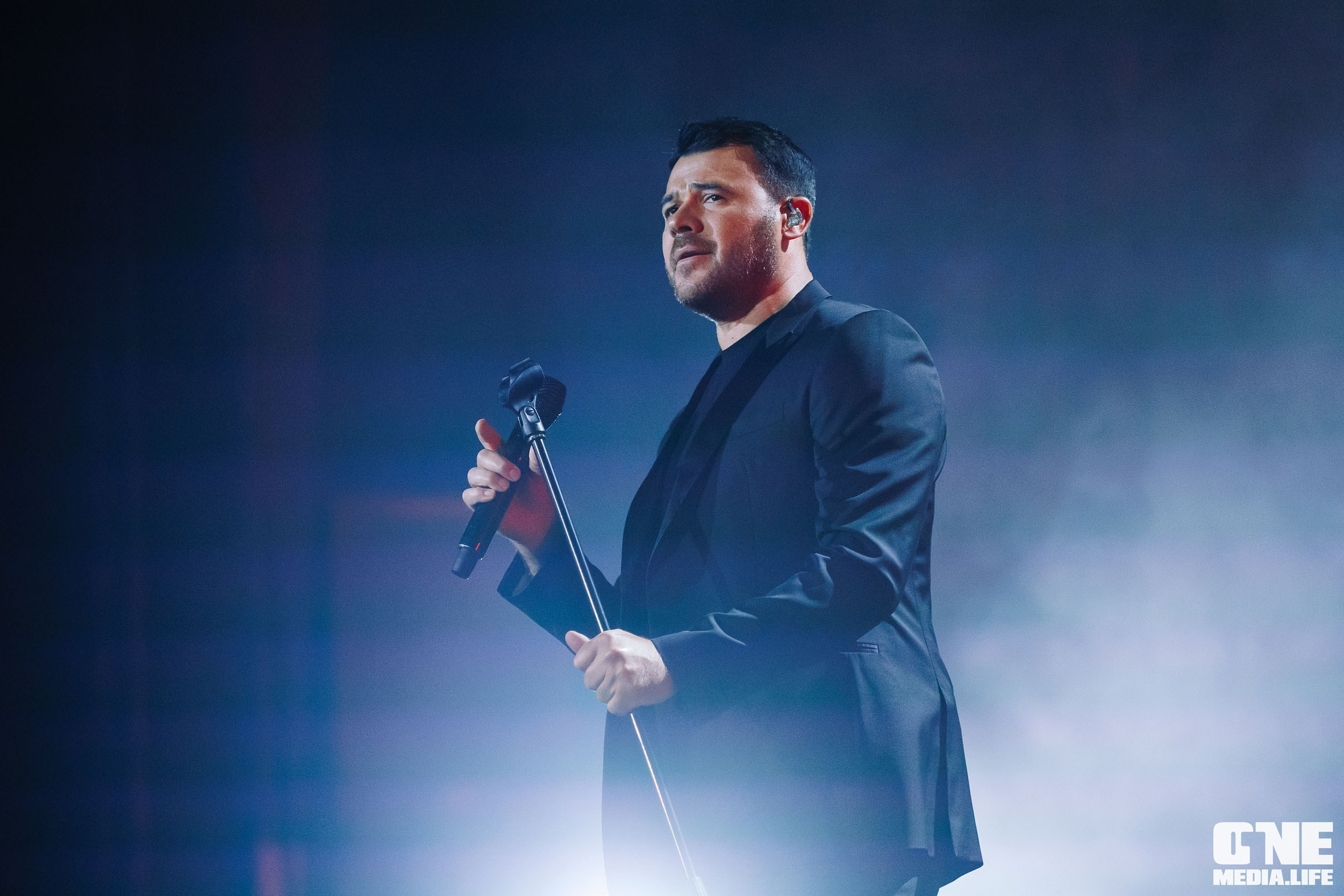 Фоторепортаж с концерта Эмина в Янтарь Холле. One Media Life: фоторепортажи, фотоотчеты с мероприятий и заведений