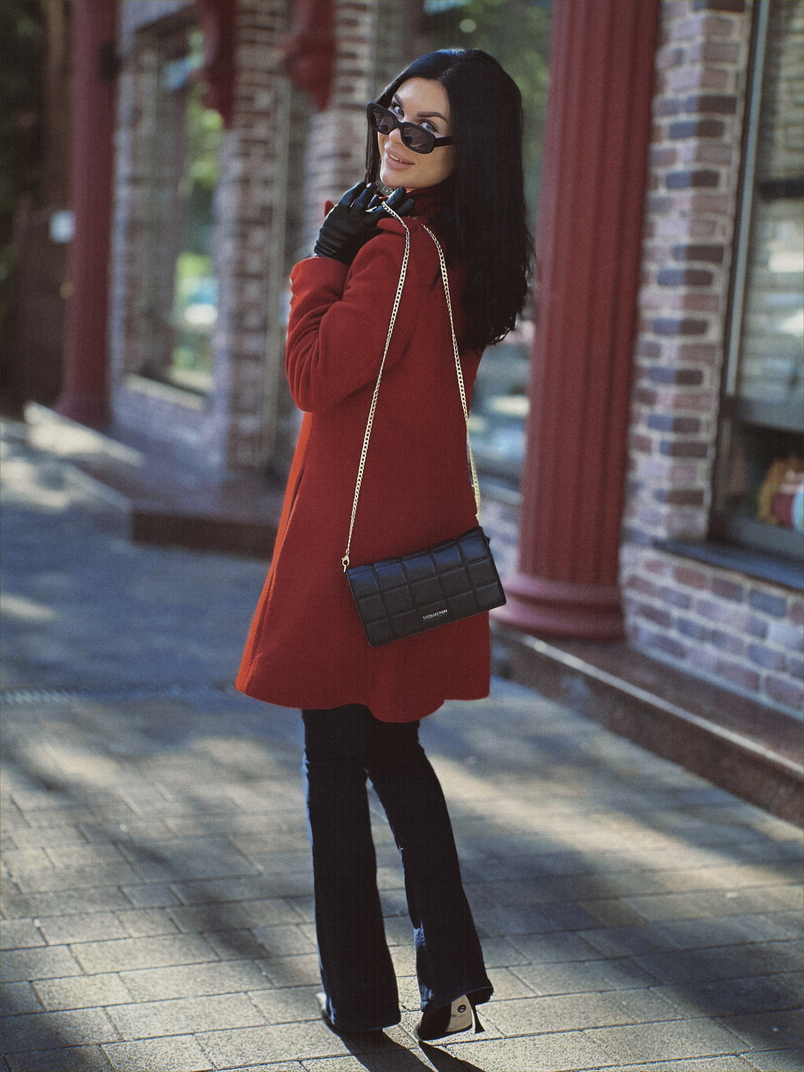 Lady in red. Чувственный мобильный фотограф в Казани и Сочи Дьяченко Дарья