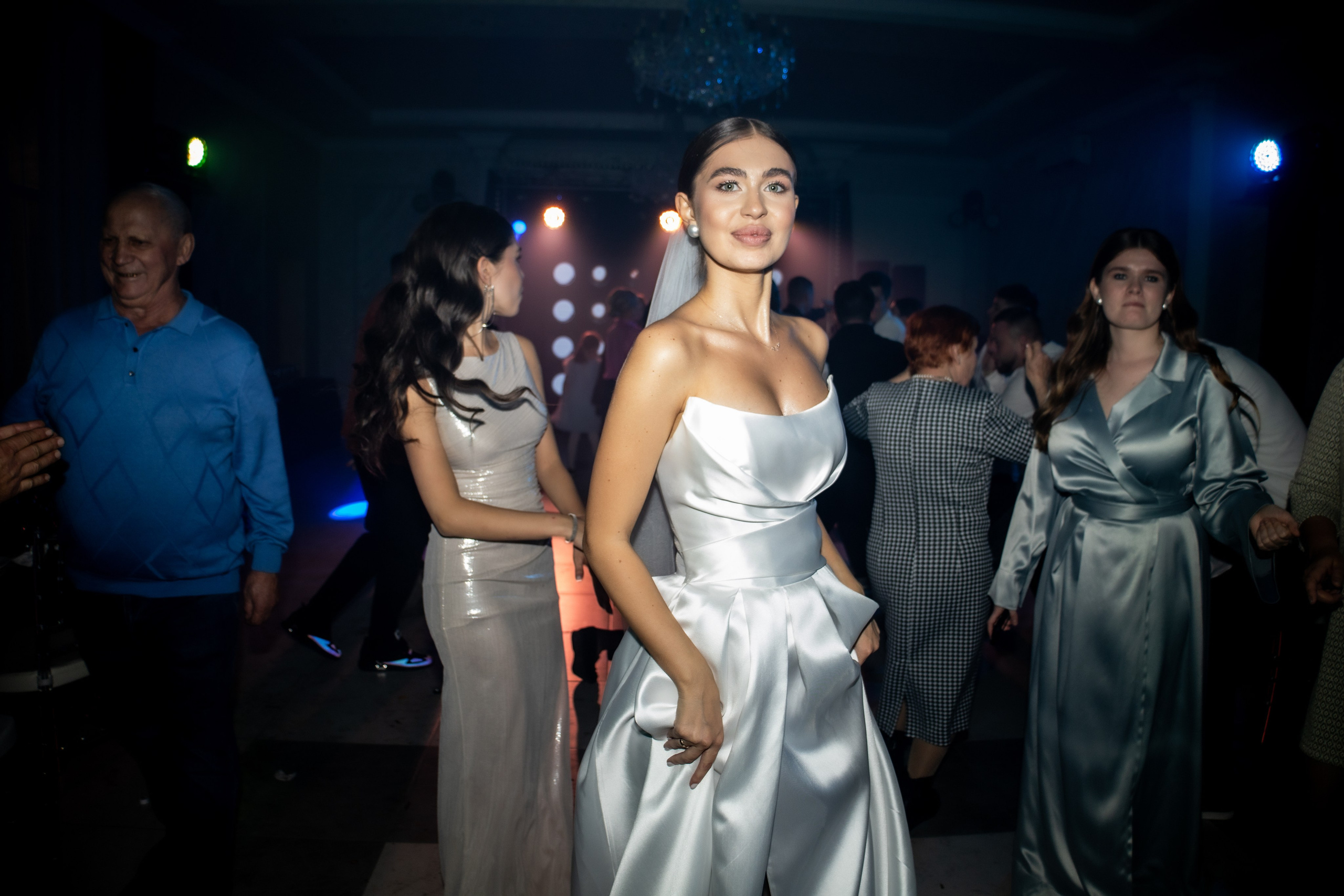 Артем и Вероника — Торжество. Фотограф Надежда Лукьянова