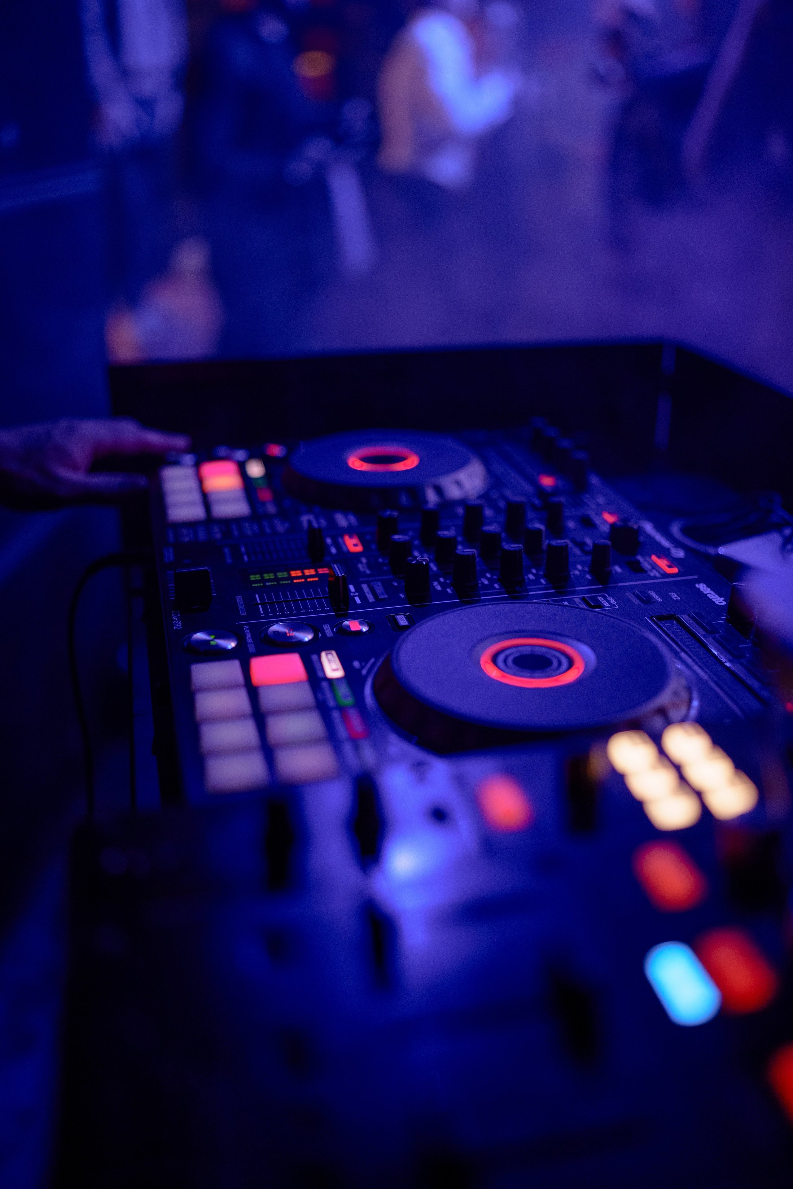 Crypto Summit 2024 After Party в SMOKE DOG. Репортажный фотограф Москва Сергей Дружинин