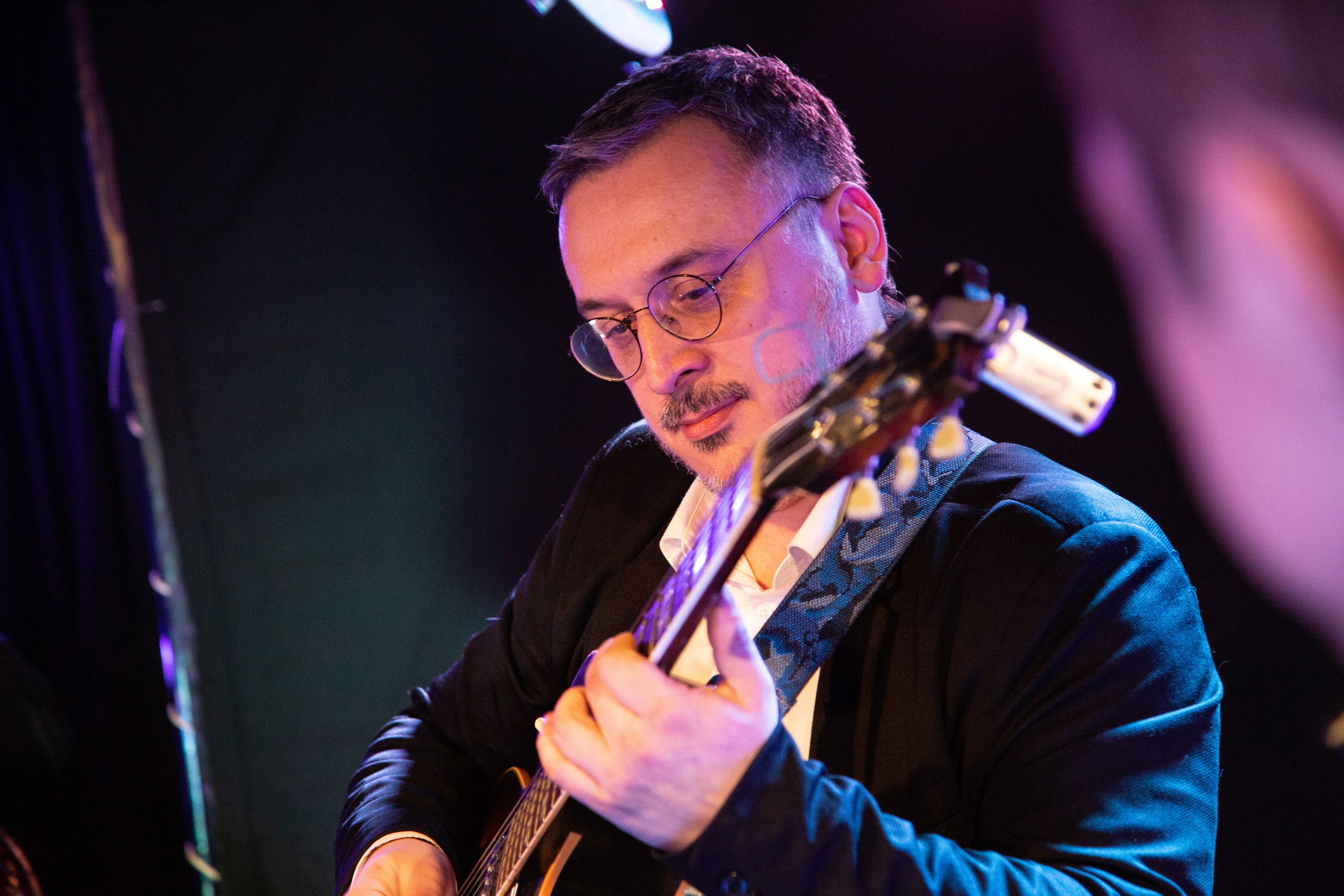 Фотограф и дизайнер Валерий Хотеев