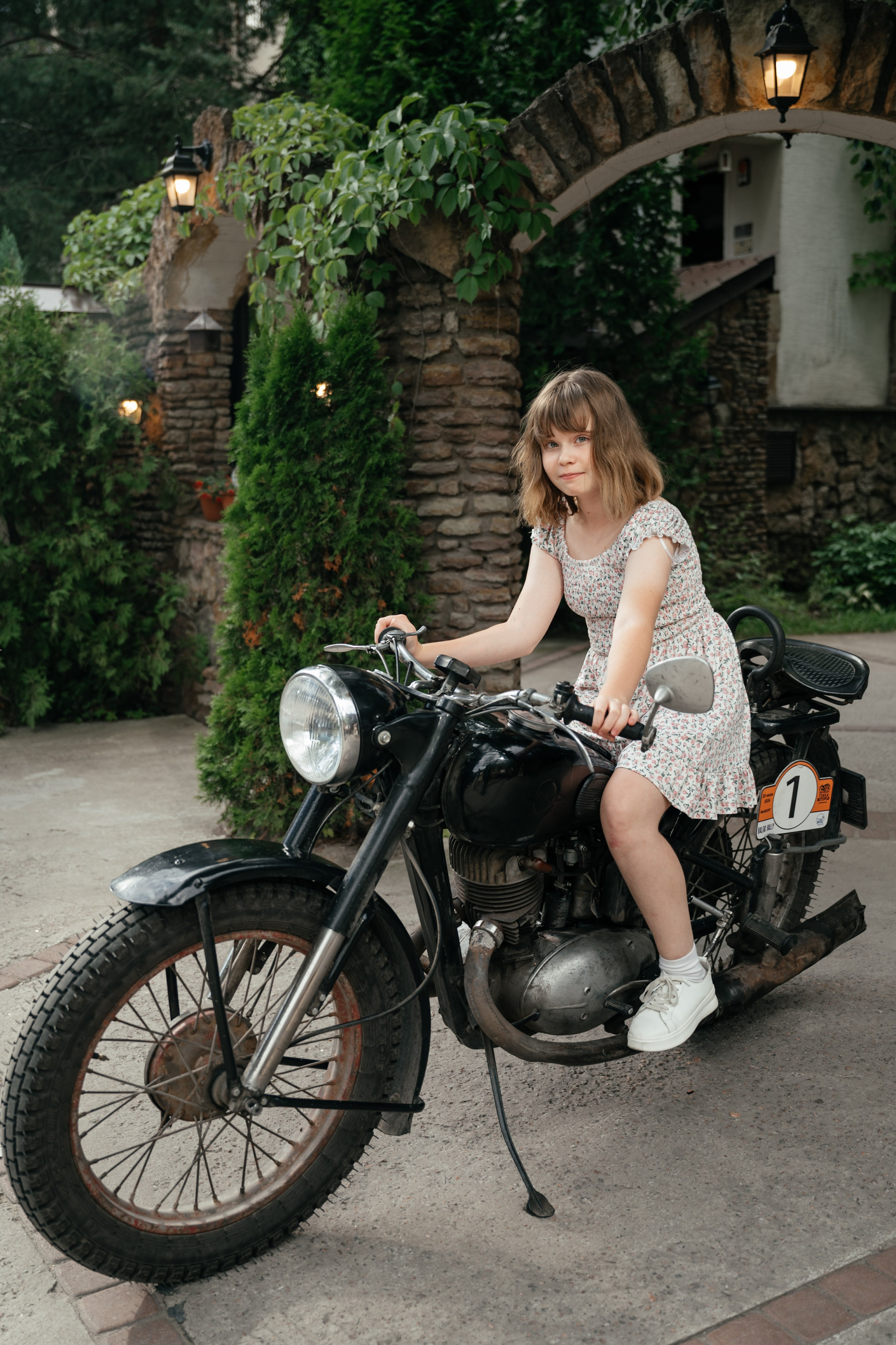 Никита и Фаина. Свадебный и студийный фотограф Ирина Котикова