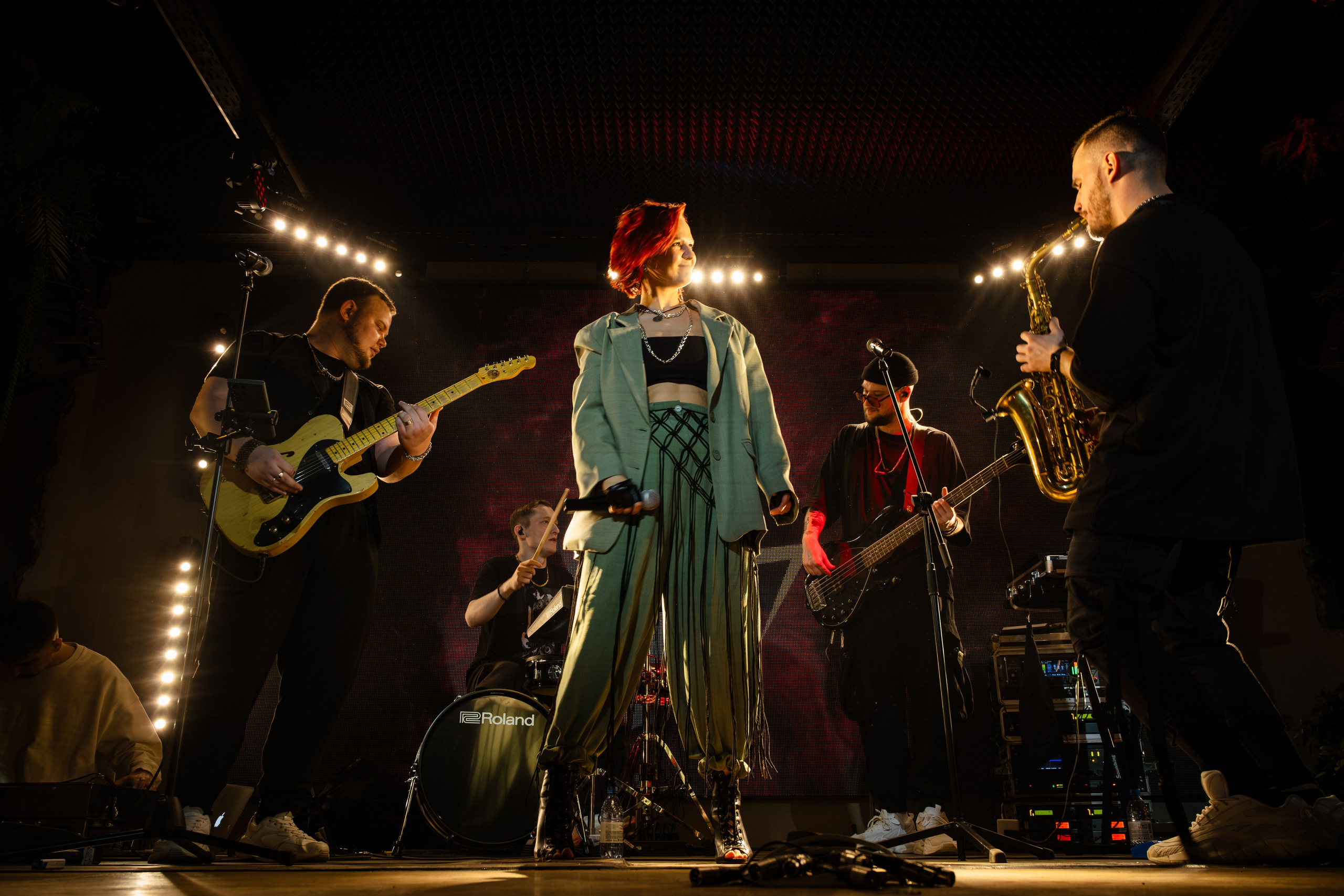 Концерт. Фотограф и видеограф в Тюмени Анна Жагорина, ваши фото еще не отдавали так быстро!