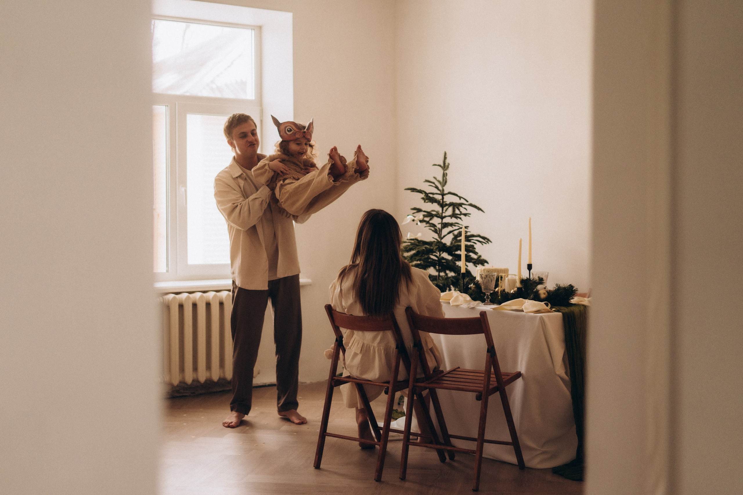 Женя, Ваня, Таисия и Есения. Главная