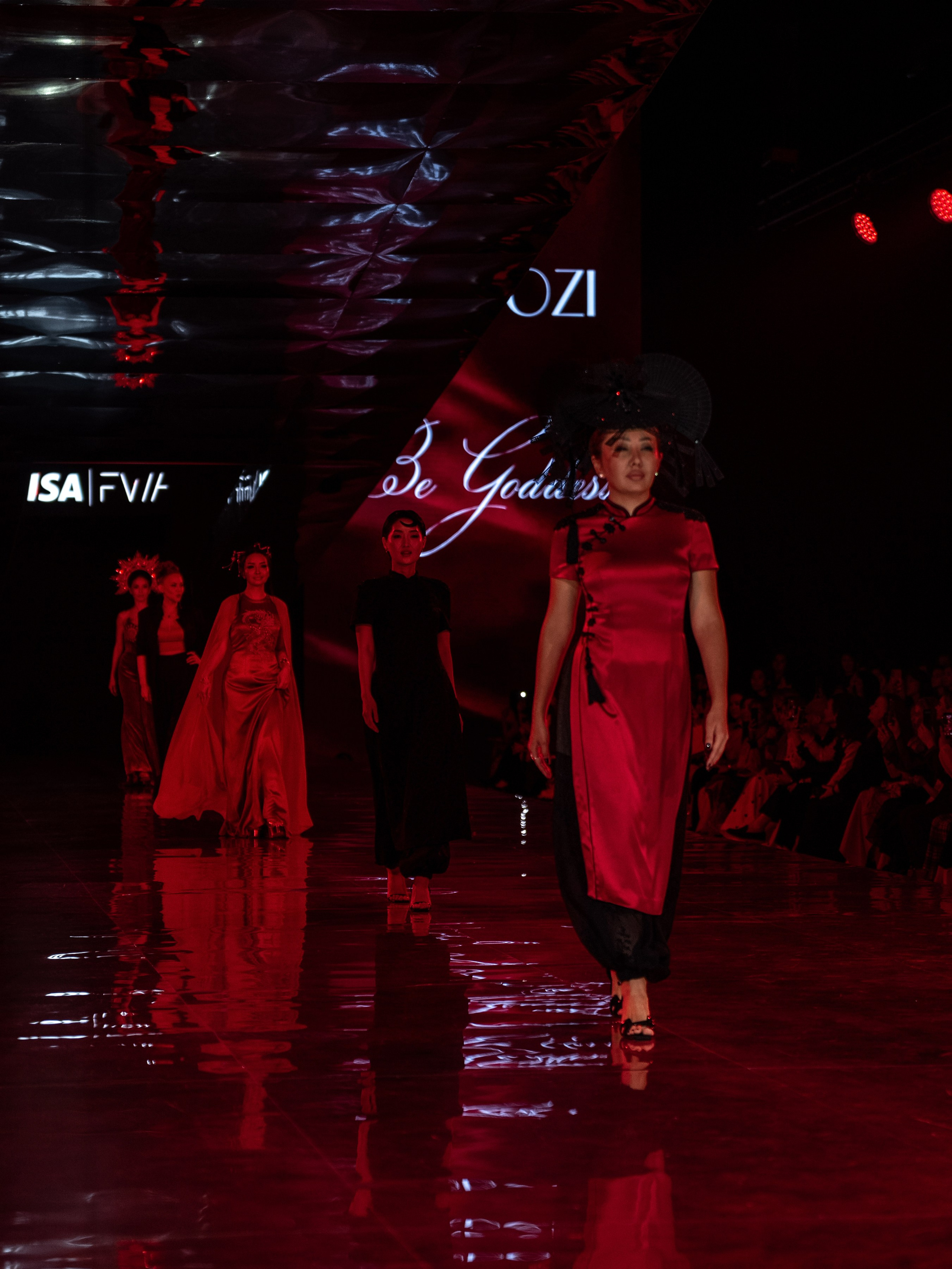 Kazakhstan Fashion Week Zardozi. Сайт Алматинского НЮ АРТ, будуар и фэшн фотографа Дениса Карпенко