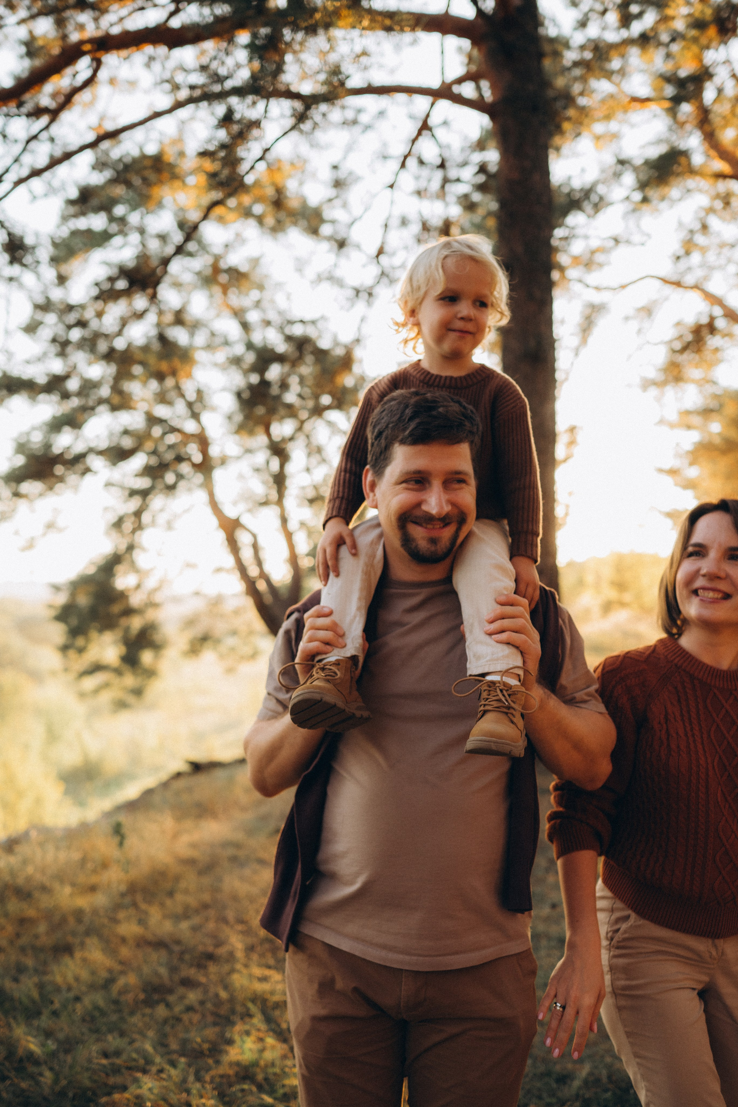 Данил, Светлана, Оля, Юра и Булочка. Семейный фотограф Юлия Власова