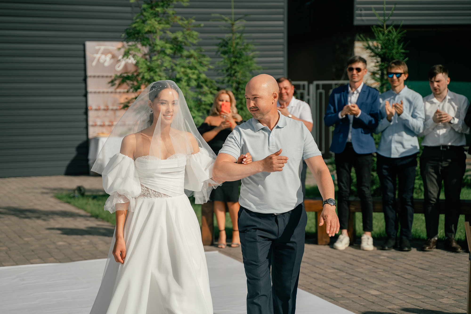 Свадьба Челнах  - Банкетный зал Папа Вилла. Свадебный Фотограф Казань Челны