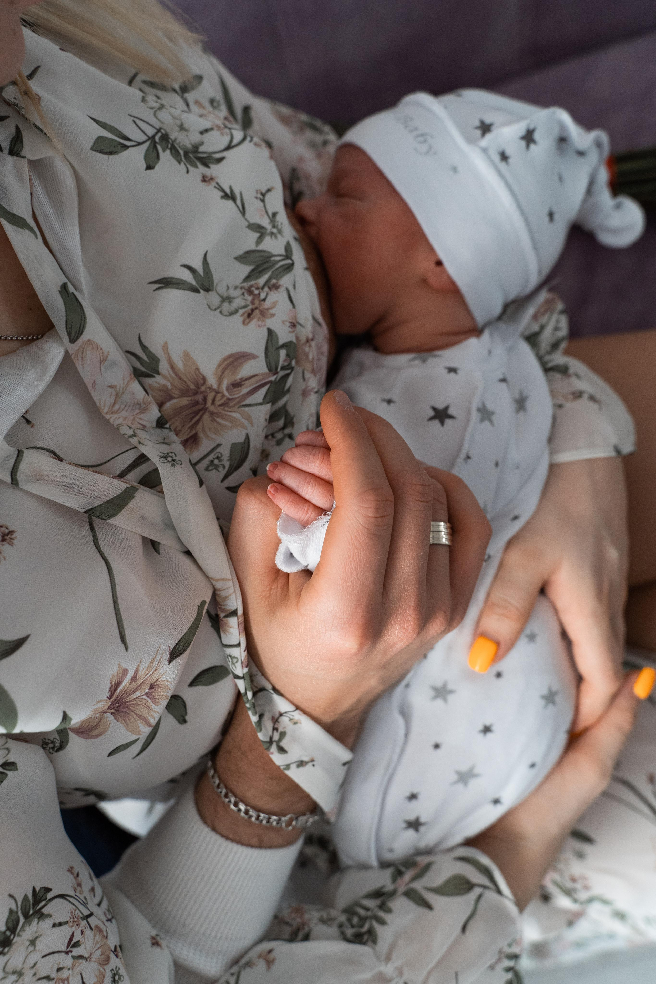 Счастье дома. Выписка. 28/09/2021. Фотографы на роды в Москве. Фото и видео родов. Фотопроект «Продолжение рода»