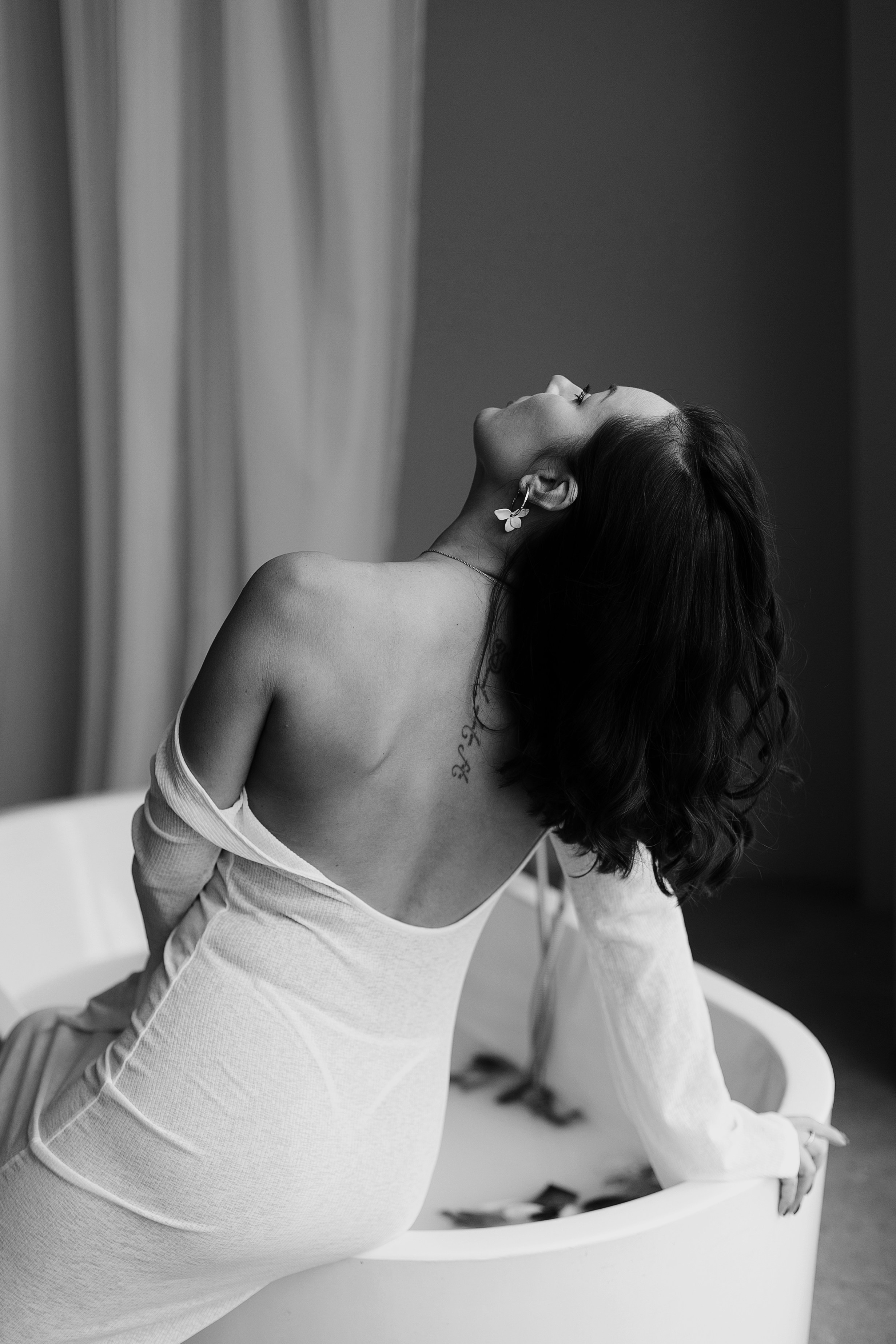 Женские чувственные съёмки. Контент фотограф Саша Логвиненко