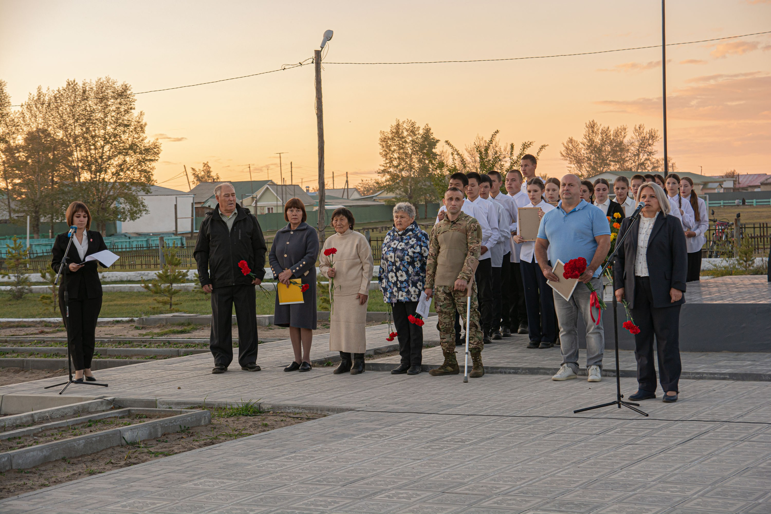 Открытие Памятника. Фотограф широкого профиля Чита-Цасучей
