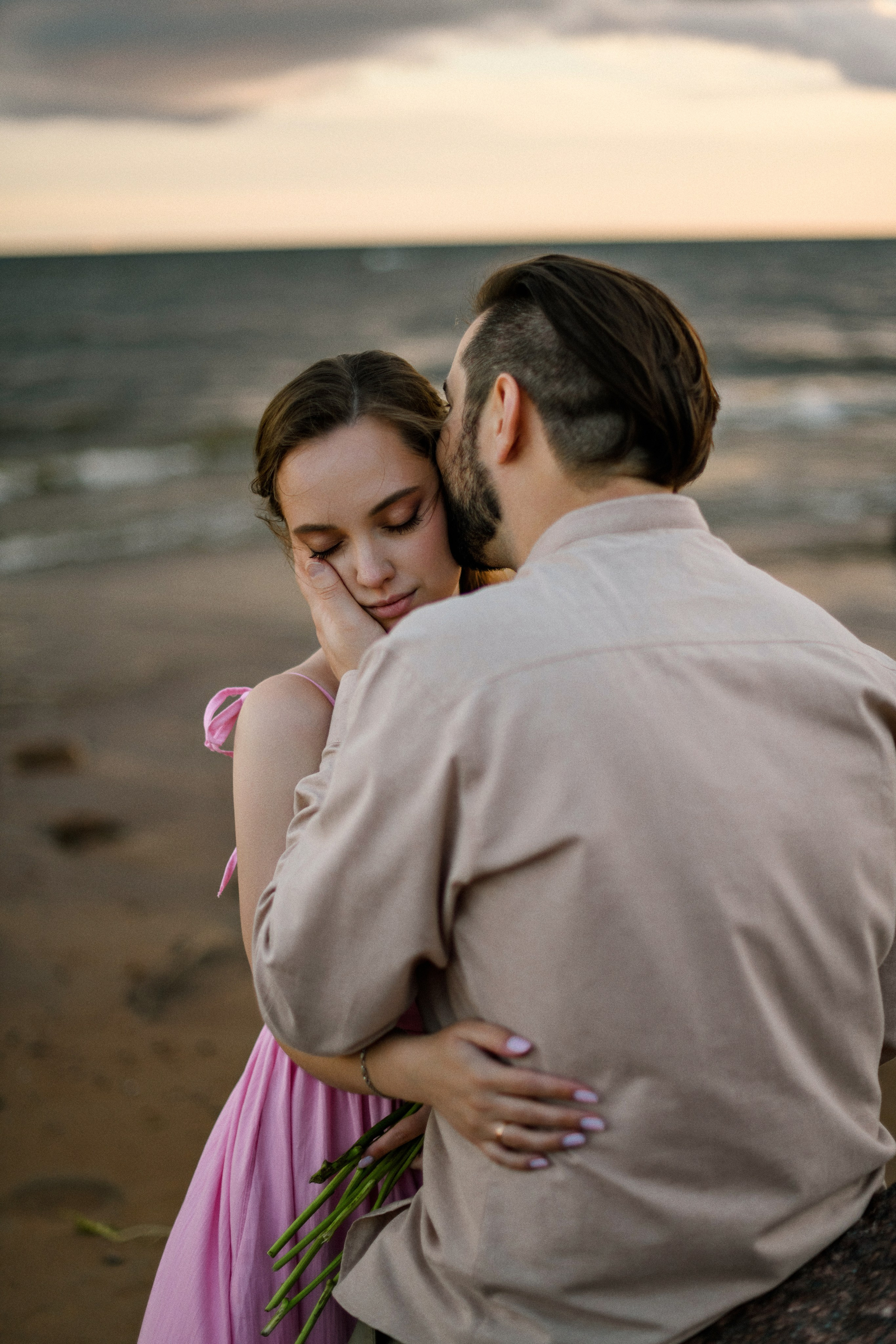 Настя и Вова Финский залив. Свадебный фотограф в Санкт-Петербурге София Шубик