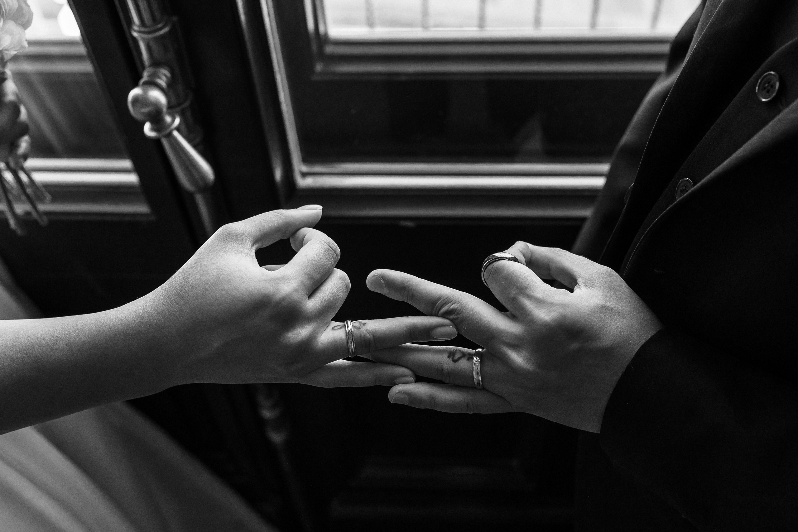 Свадебная фотосессия в Особняке Спиридонова. Свадебный фотограф в Москве Дарья Олендарёва