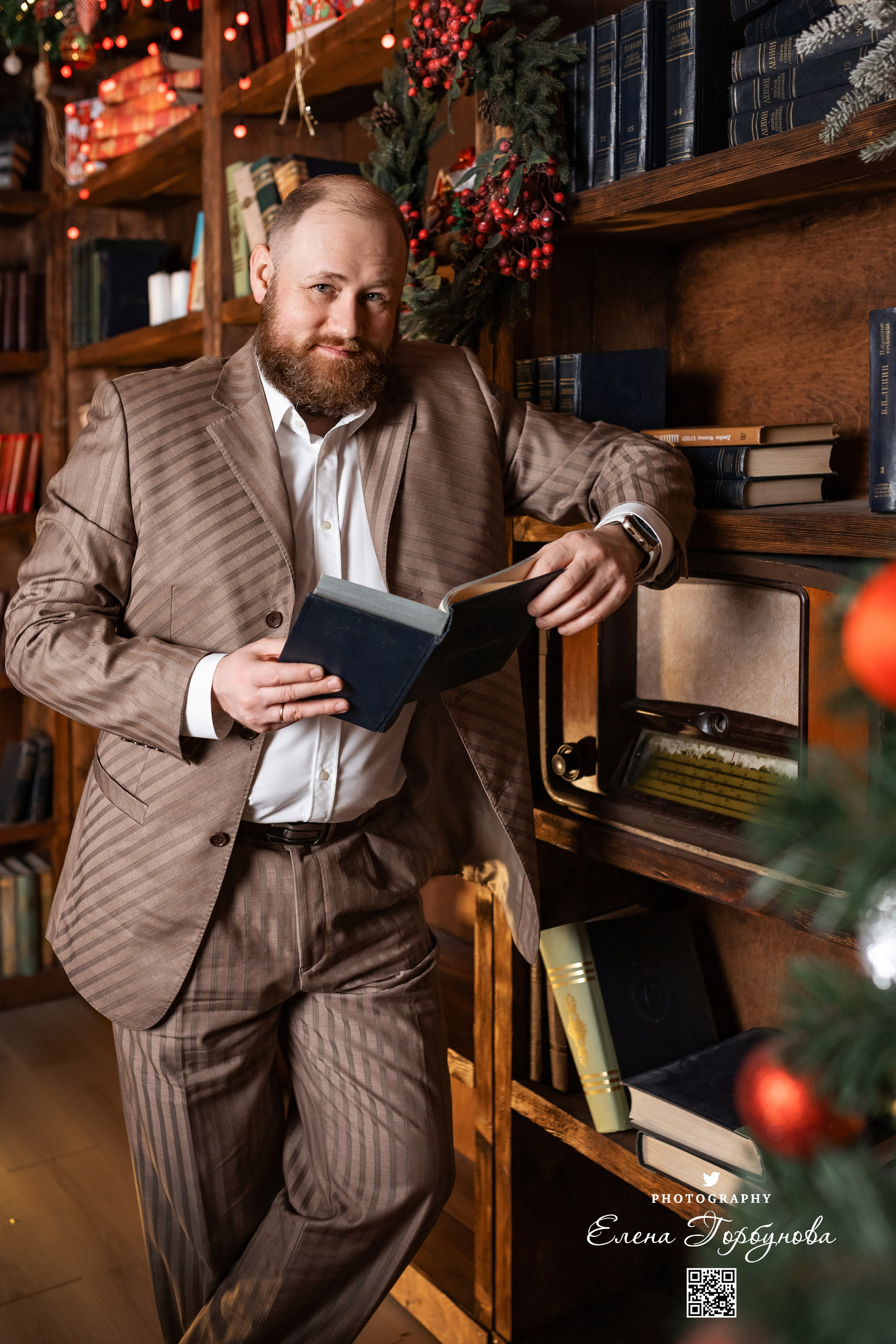 Семья Светланы. Студия Prestig Декабрь 2024. Фотограф Пермь. Свадьбы. Семья и дети, школа, д. сад. Фотокниги