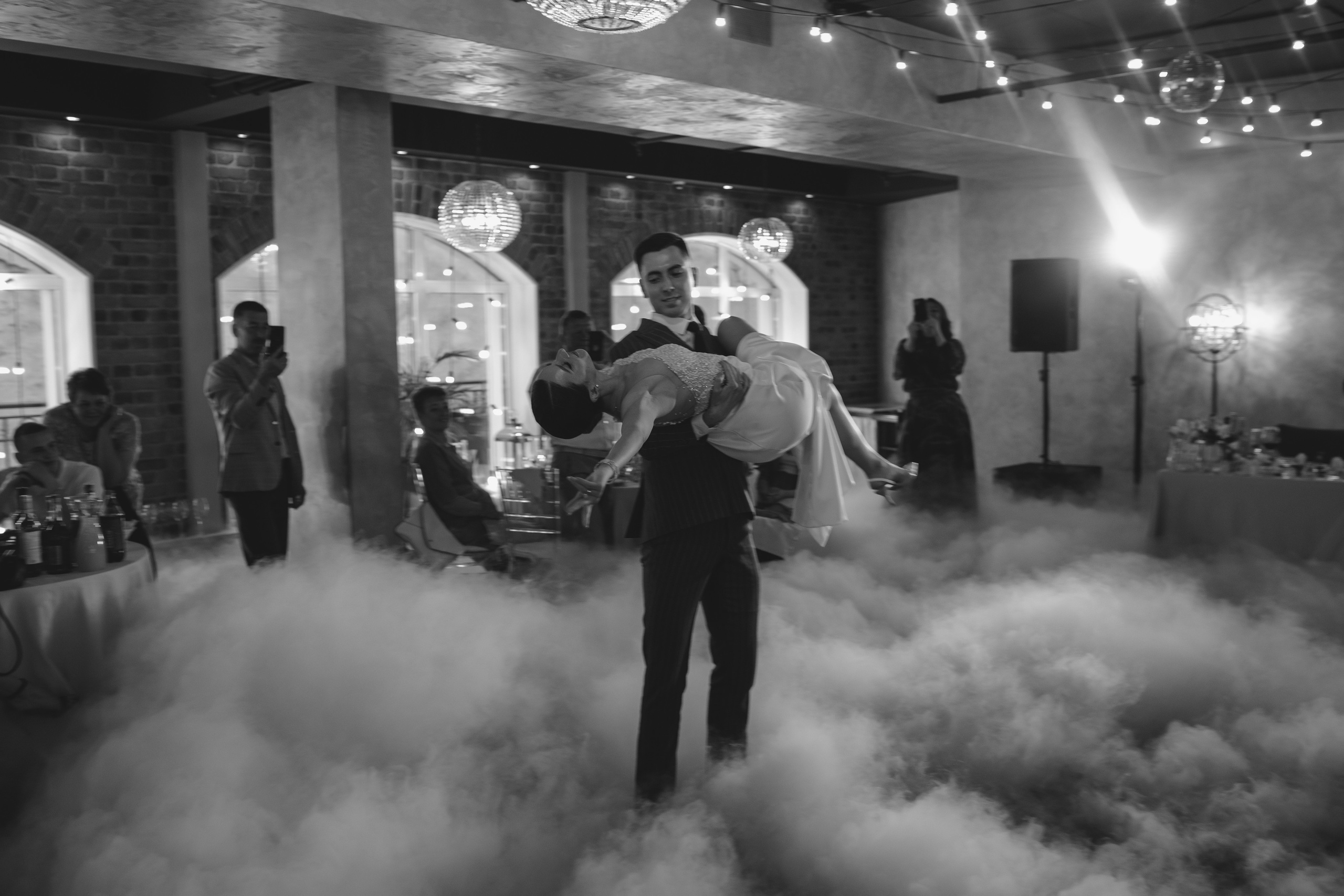 Карина и Антон. Фотограф Ксюша Белоносова